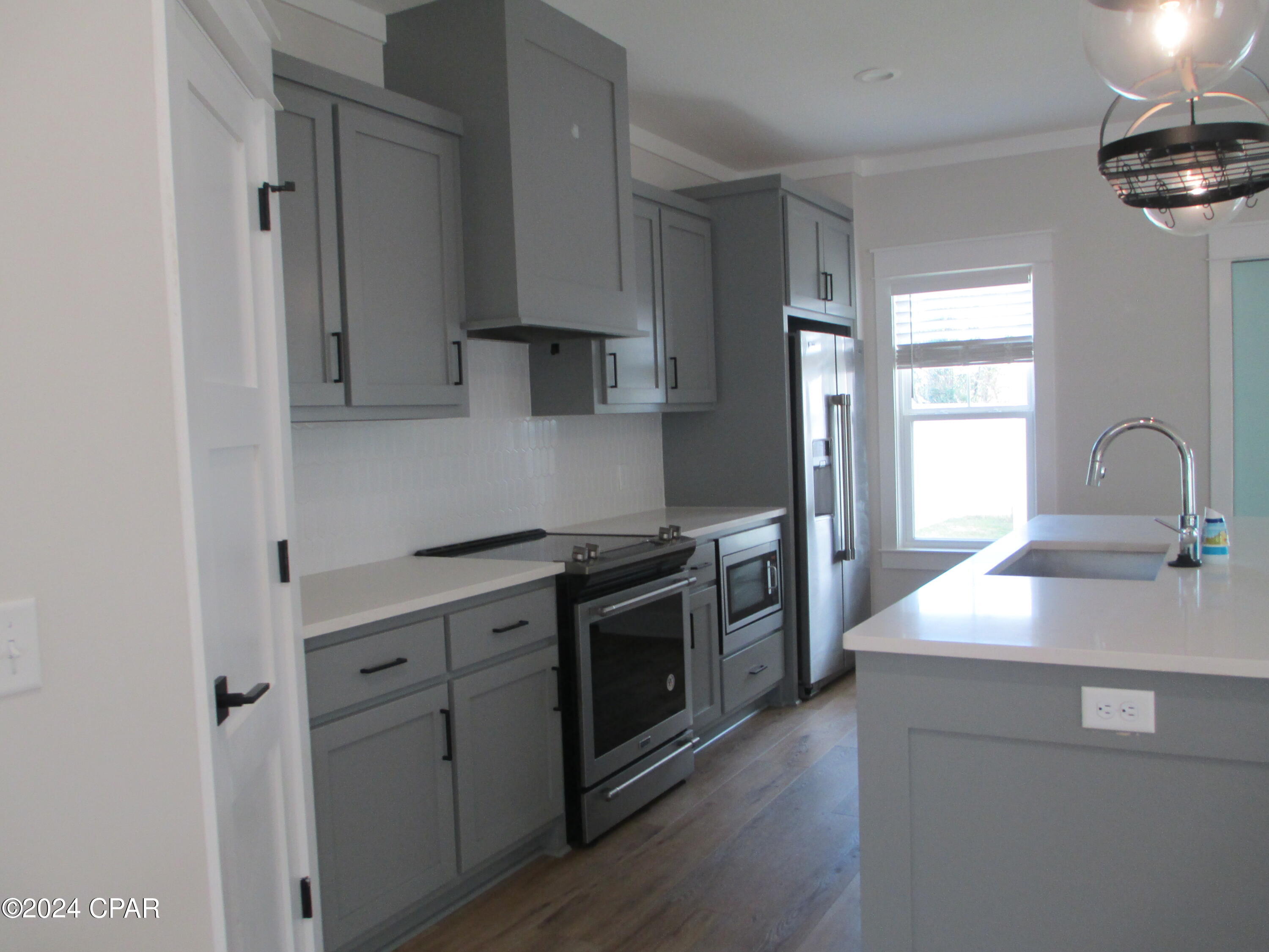 Riverside Phase III - Residential Lease