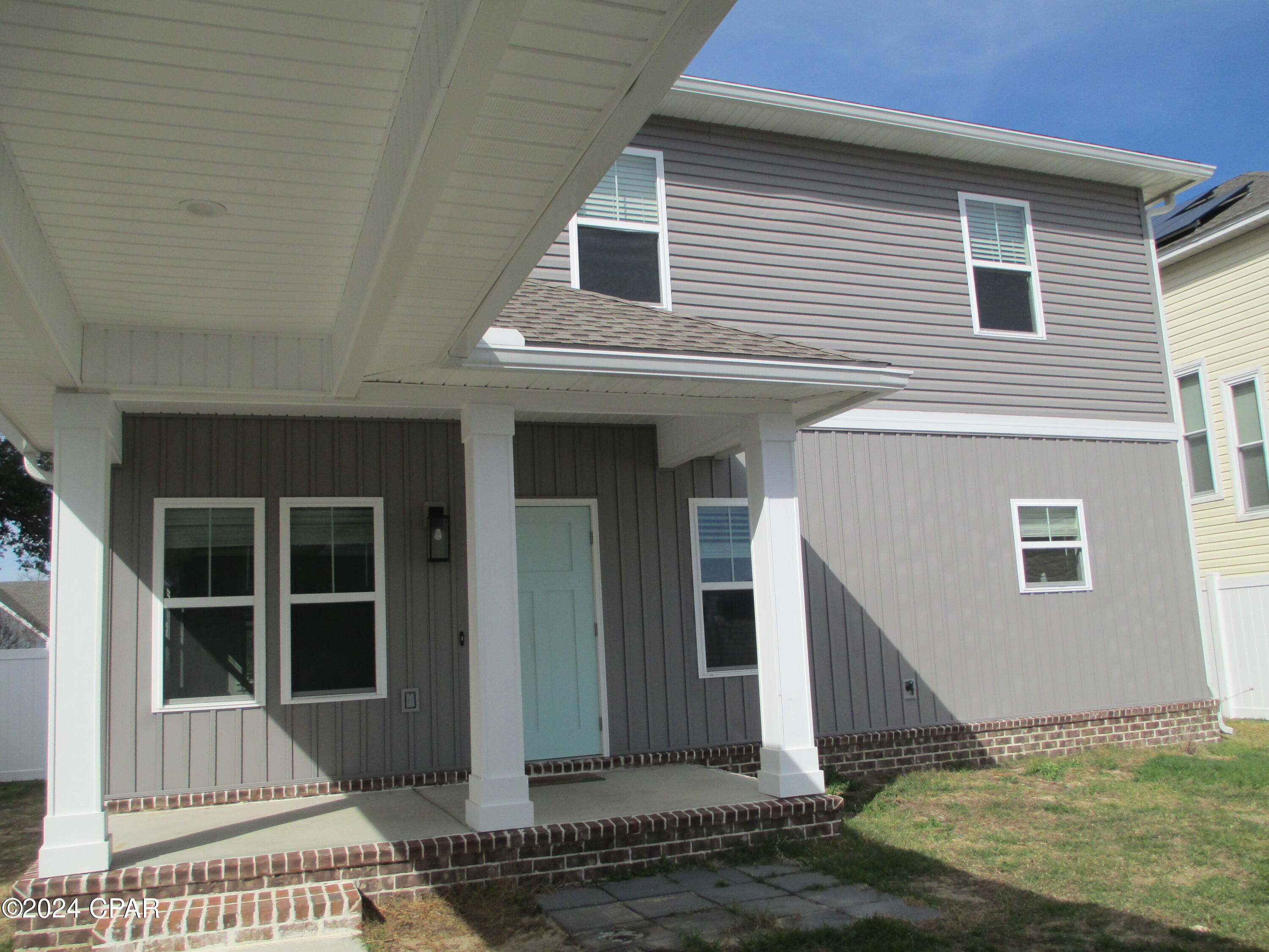 Riverside Phase III - Residential Lease