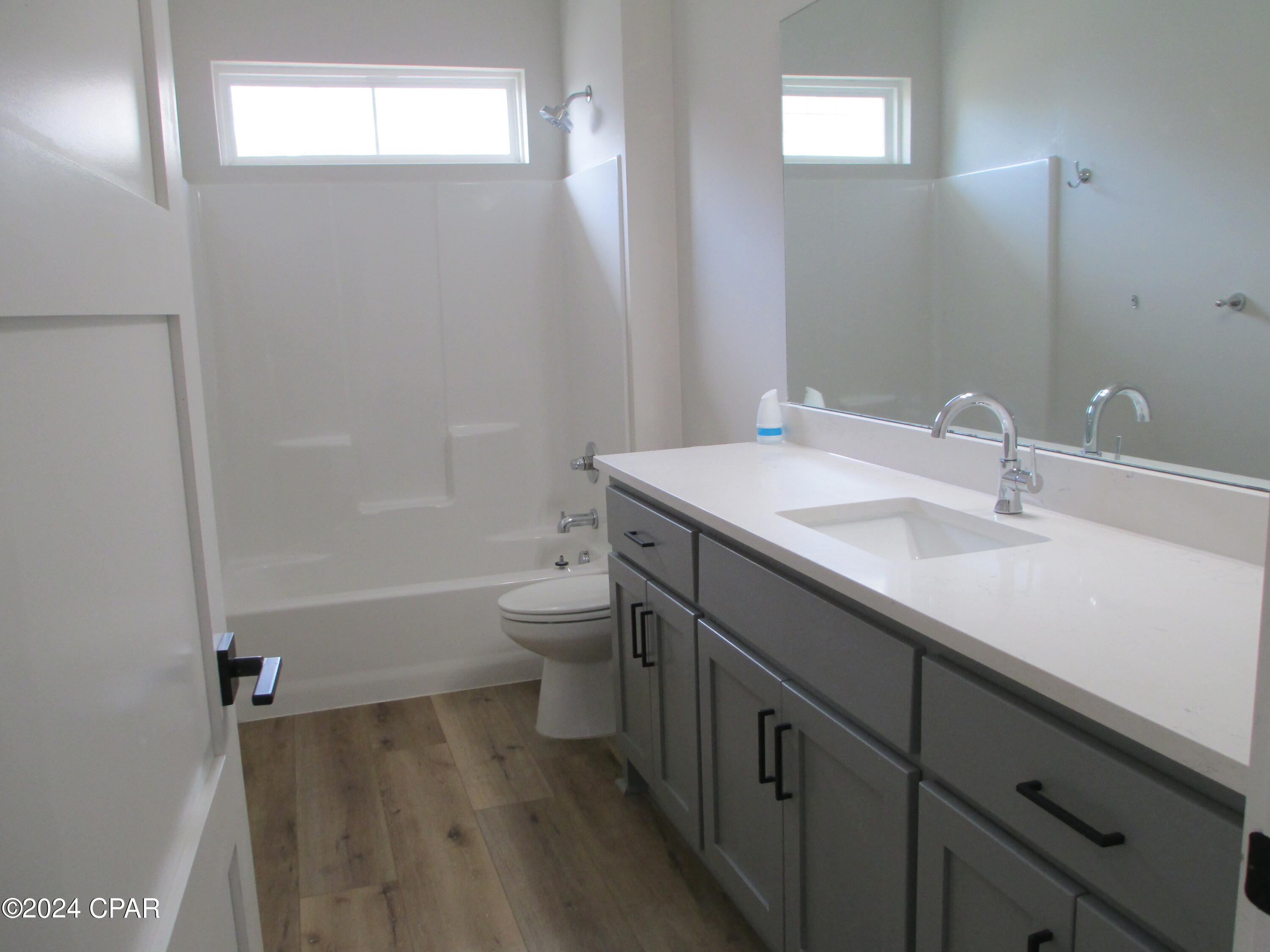 Riverside Phase III - Residential Lease