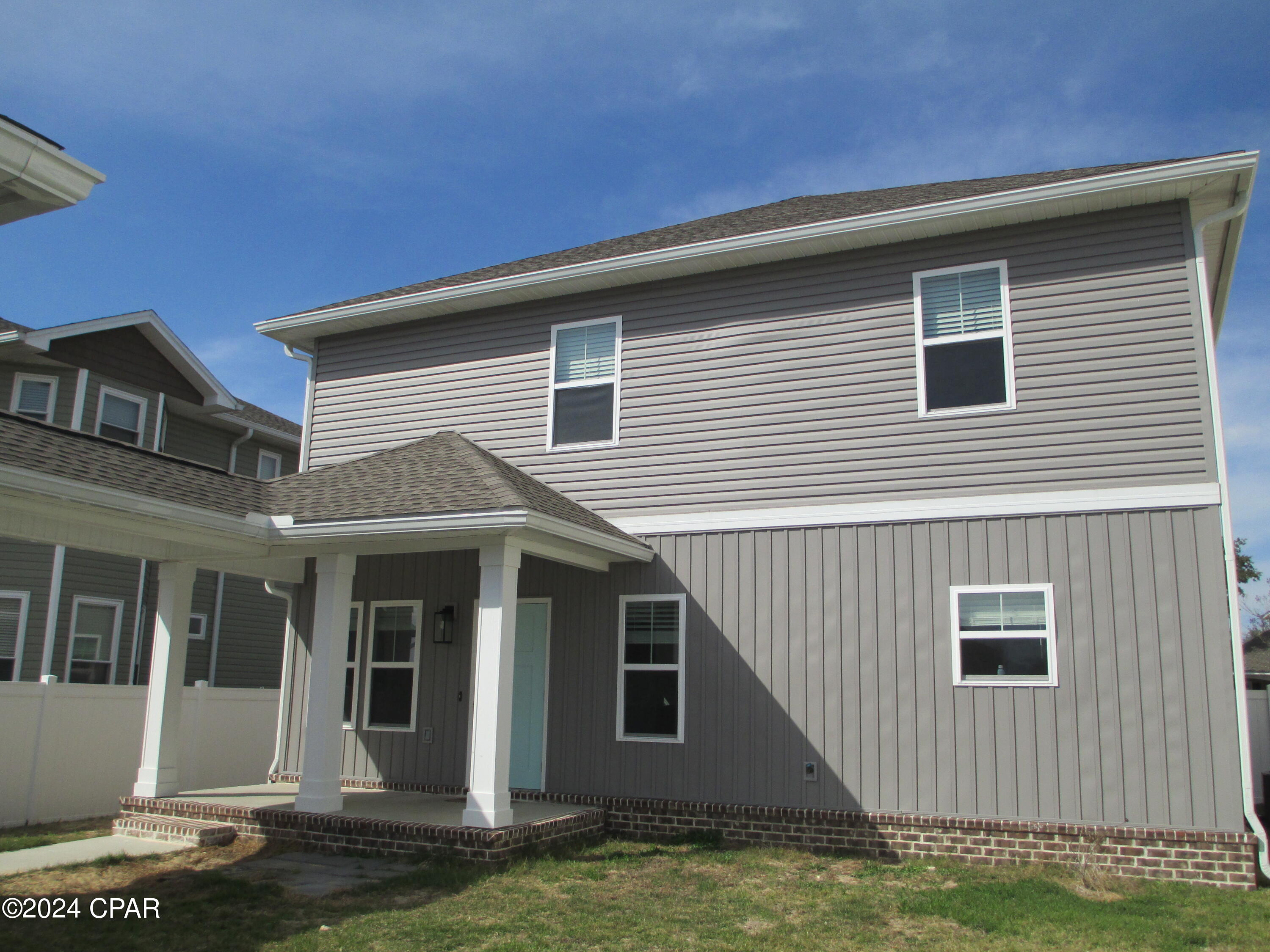 Riverside Phase III - Residential Lease