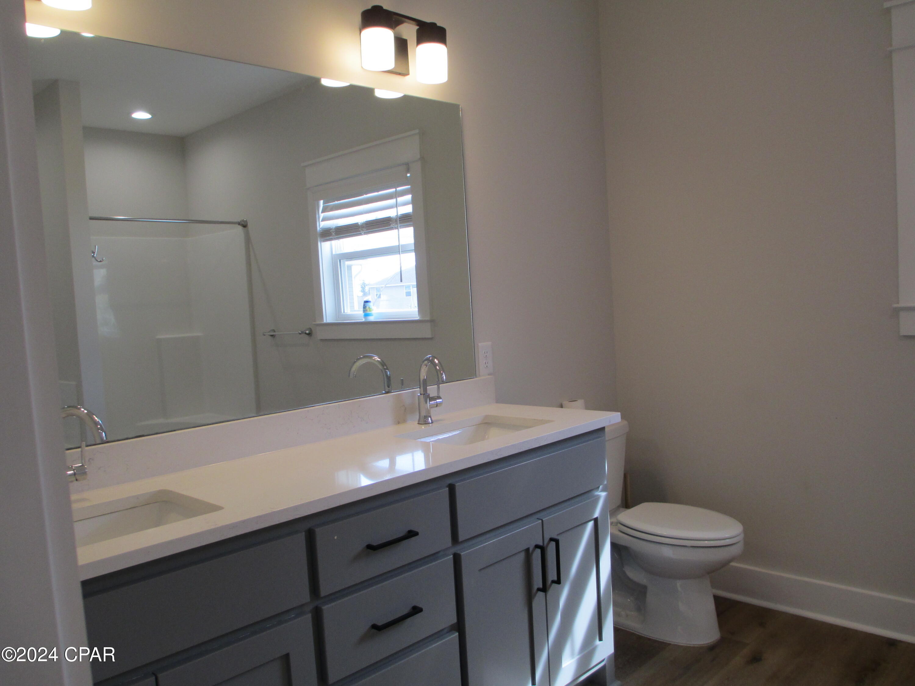 Riverside Phase III - Residential Lease