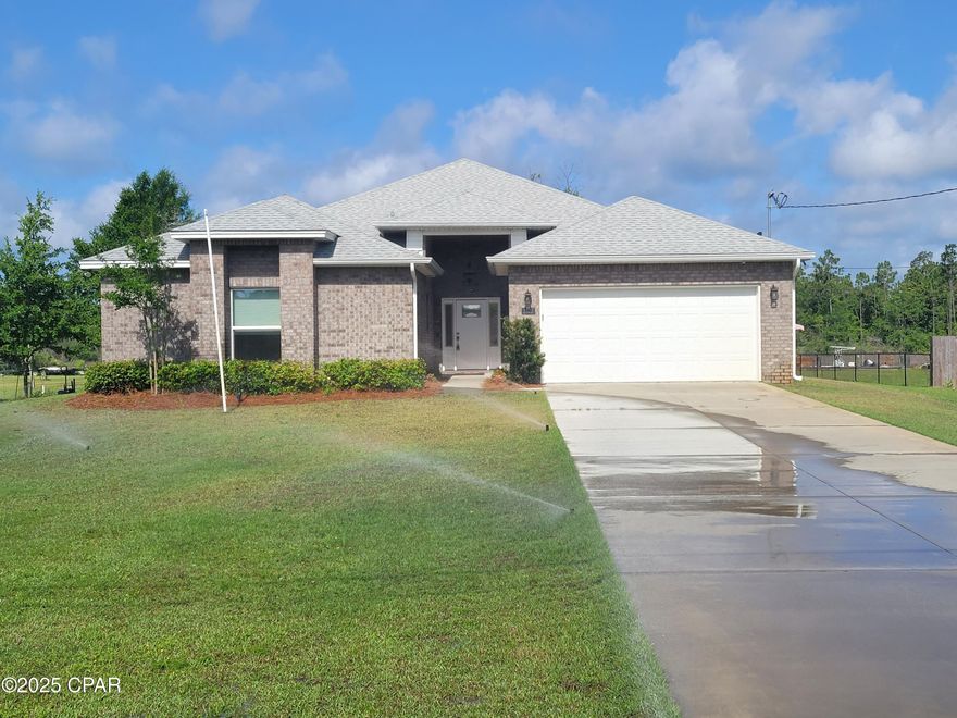 WATERFRONT on Callaway East Bay! 4 bedroom 2.5 bath 2 car garage on large lot. Open living area with split bedroom floor plan, kitchen has high end appliances, granite countertops, large deep sink, lots of cabinets, pantry closet, breakfast bar, slate tile throughout with new carpet in the master bedroom, large master bathroom with double vanity, large soak tub, enclosed shower with sitting bench, large his & her walk-in closets, linen closet, laundry room has W/D hookups and utility sink, 2 car garage, large screened in back patio with 3 ceiling fans for entertaining and overlooking the bayou.  Sprinkler system and lawn well.  Bar set, 9 stools, and gas grill are AS IS!
Cat or Dog Negotiable!