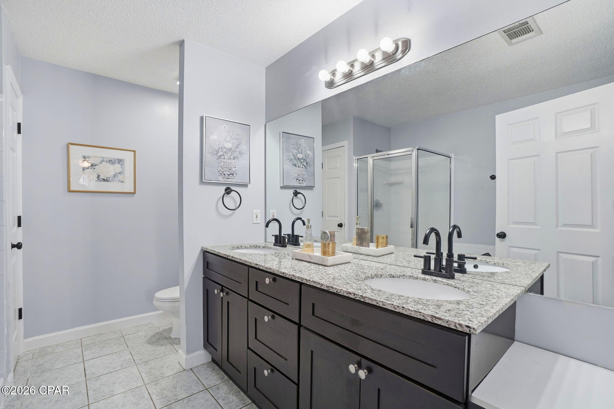 Lake Forest Estates - Residential