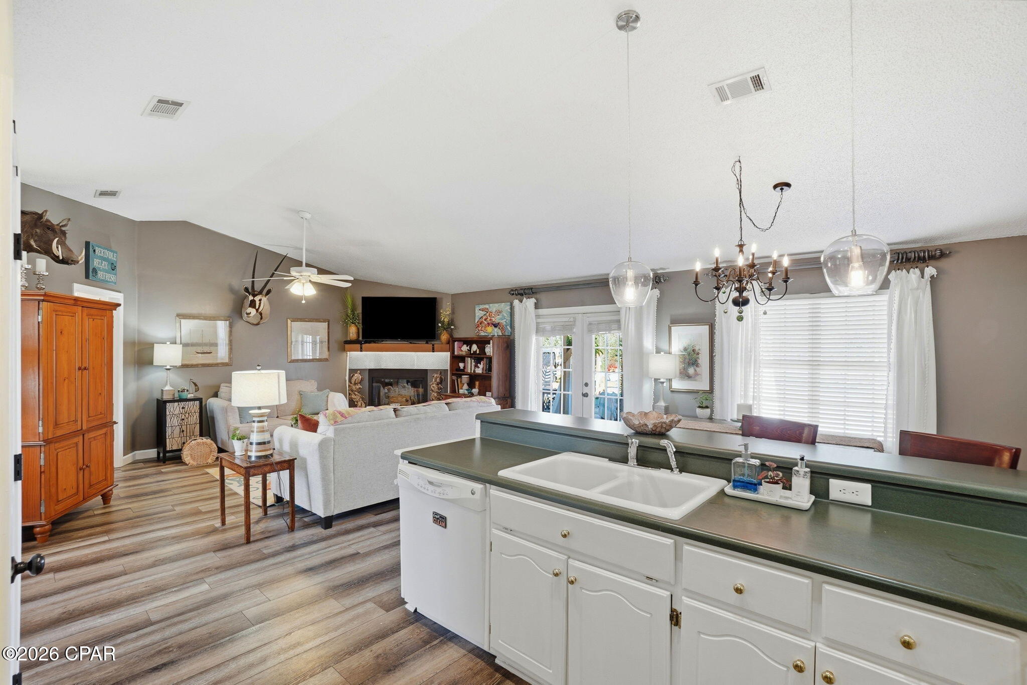 Lake Forest Estates - Residential