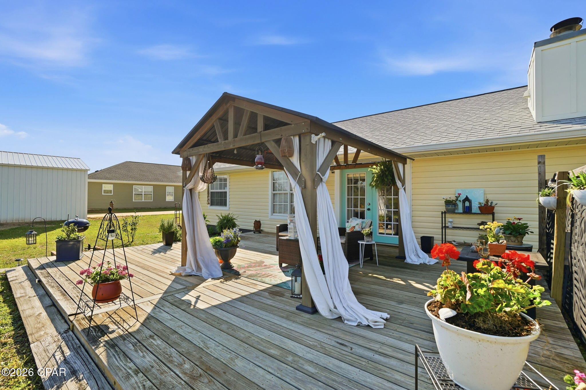 Lake Forest Estates - Residential