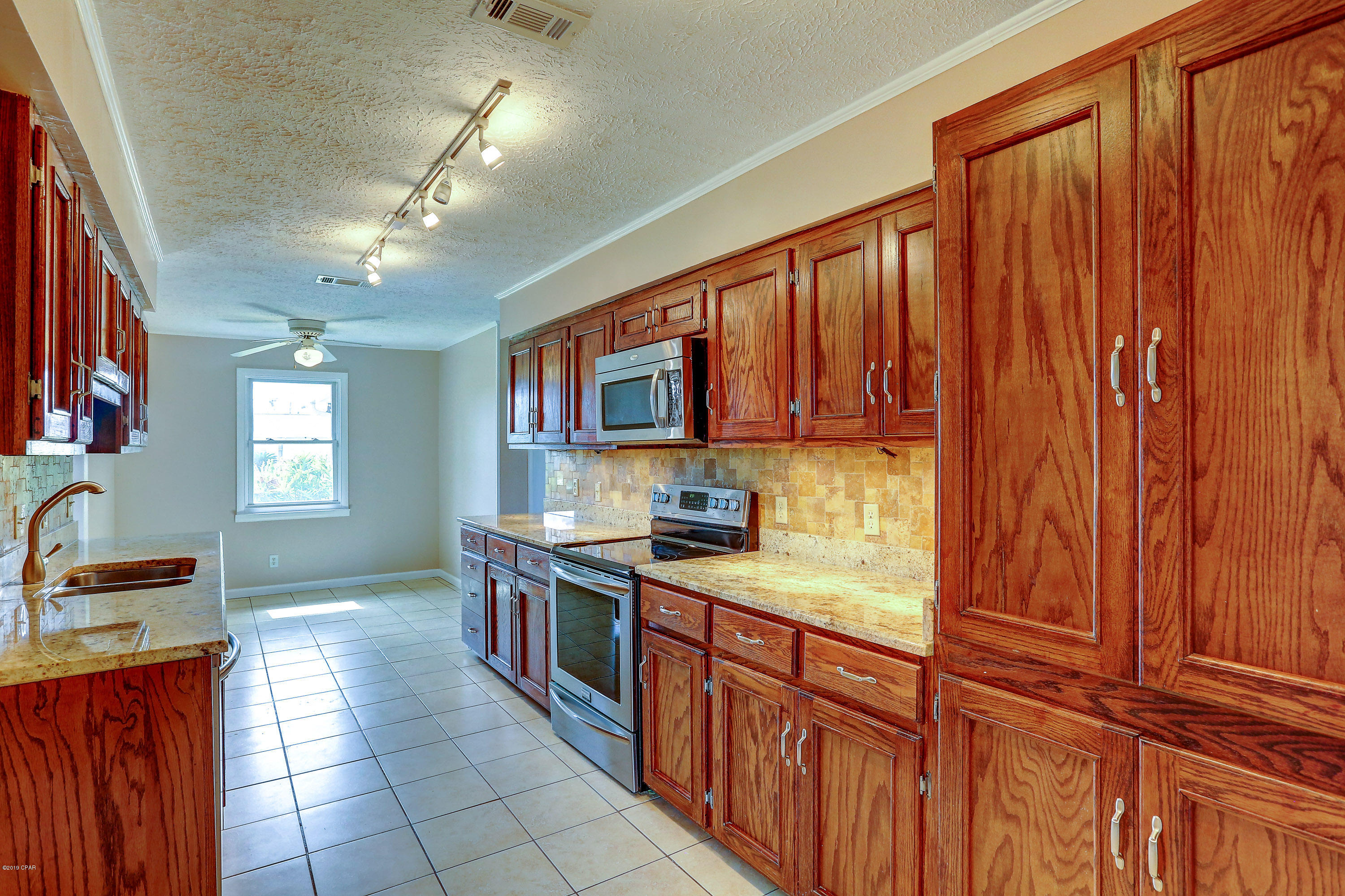 Belaire Estates Replat - Residential