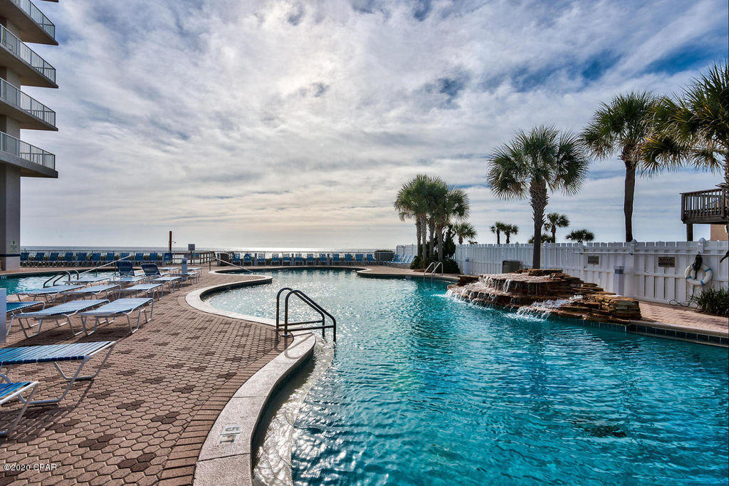 Majestic Beach Tower I - Residential