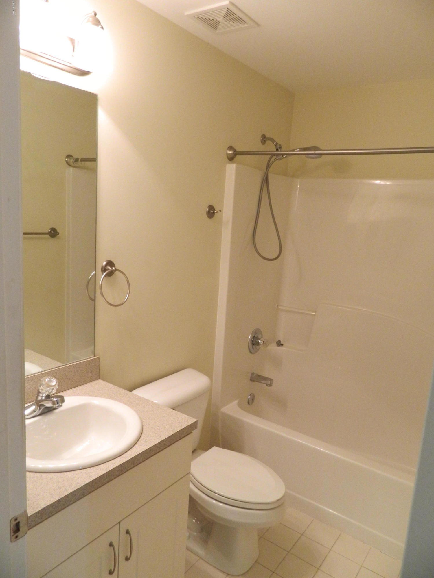 Palmetto Trace Phase 1 - Residential Lease