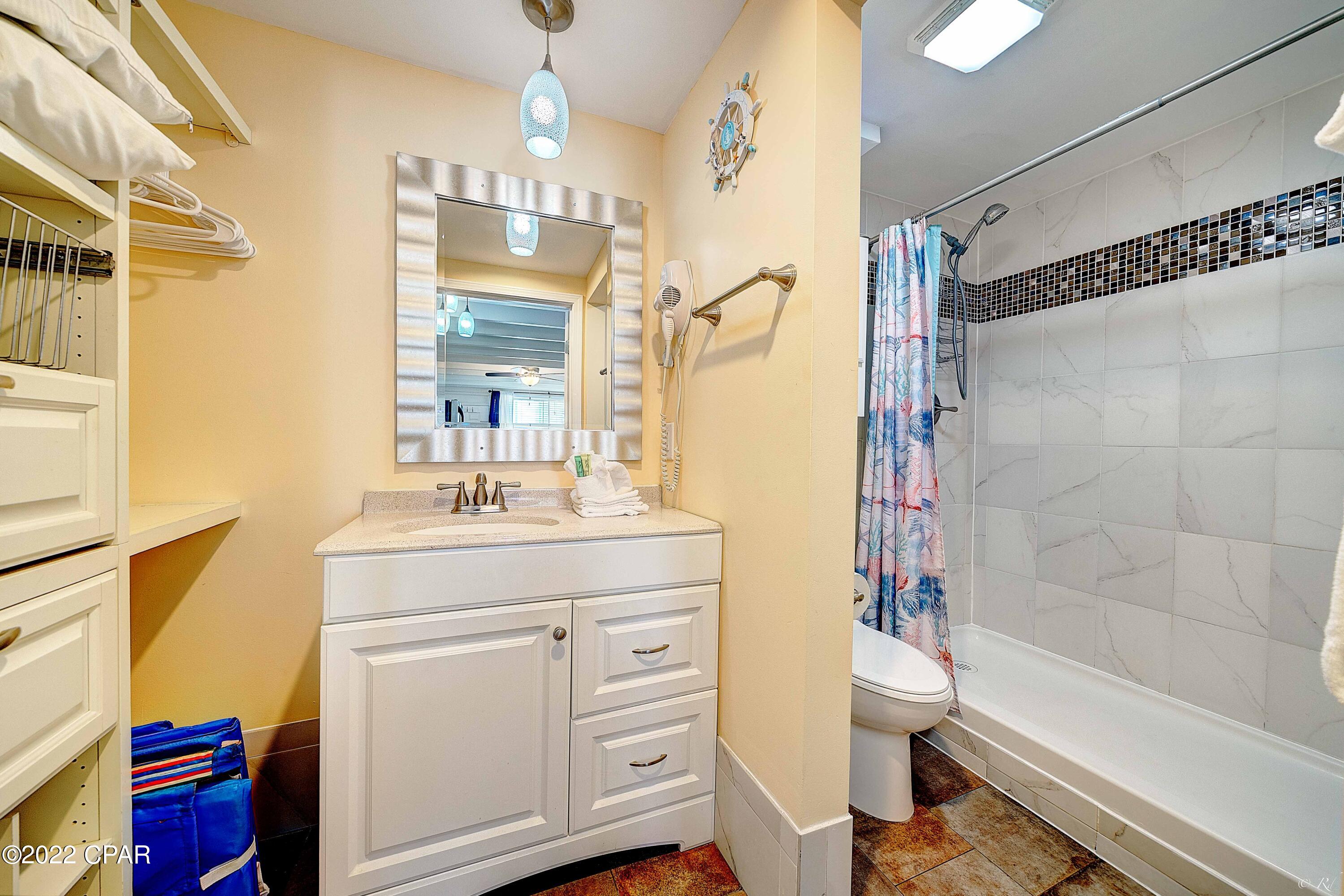 Fontainebleau Terrace - Residential