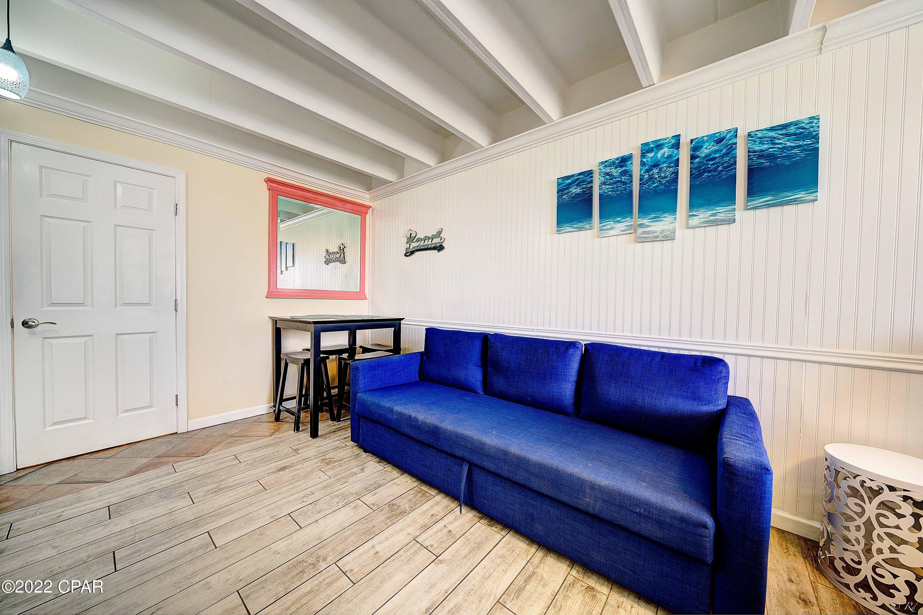 Fontainebleau Terrace - Residential