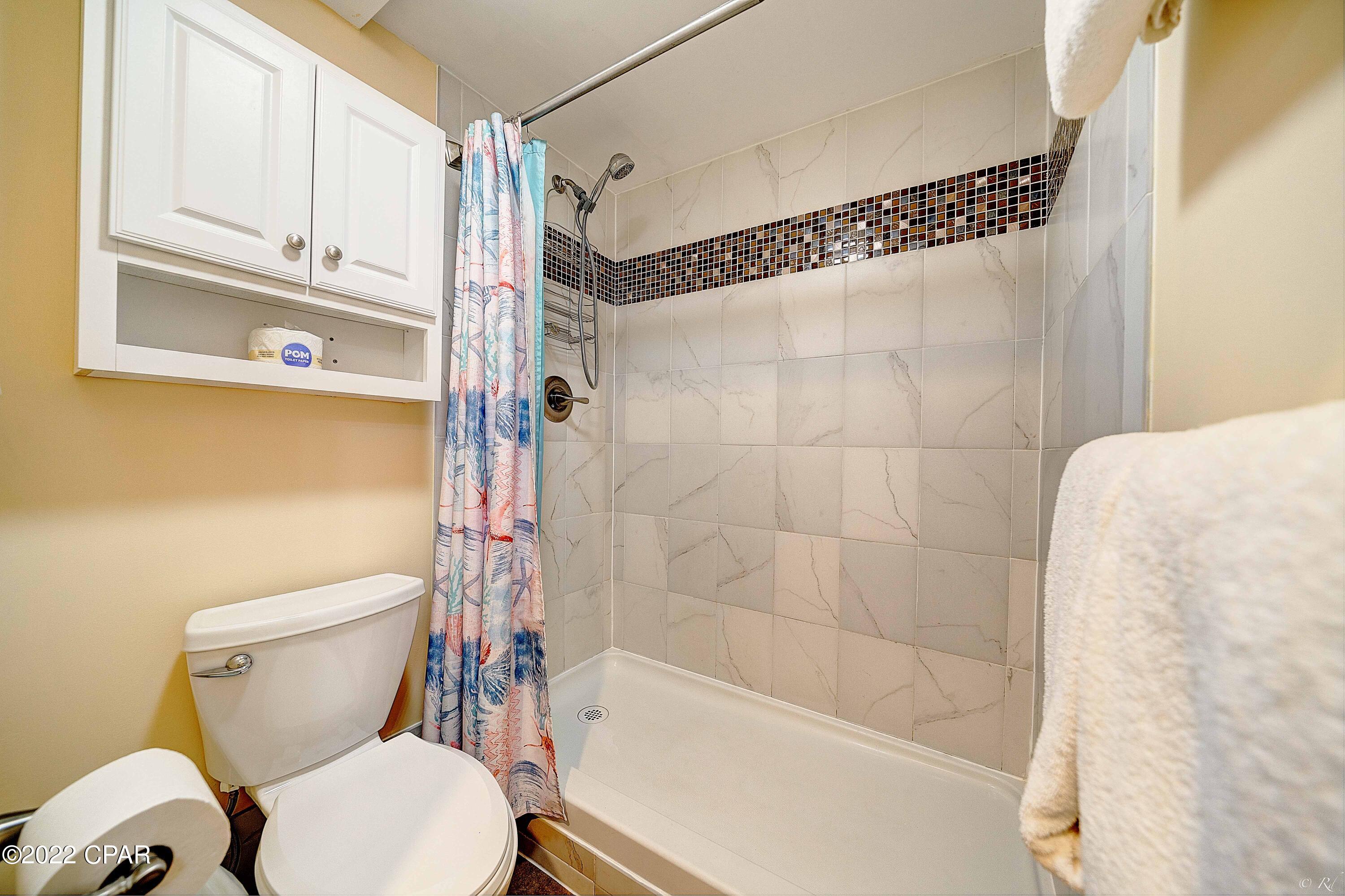 Fontainebleau Terrace - Residential