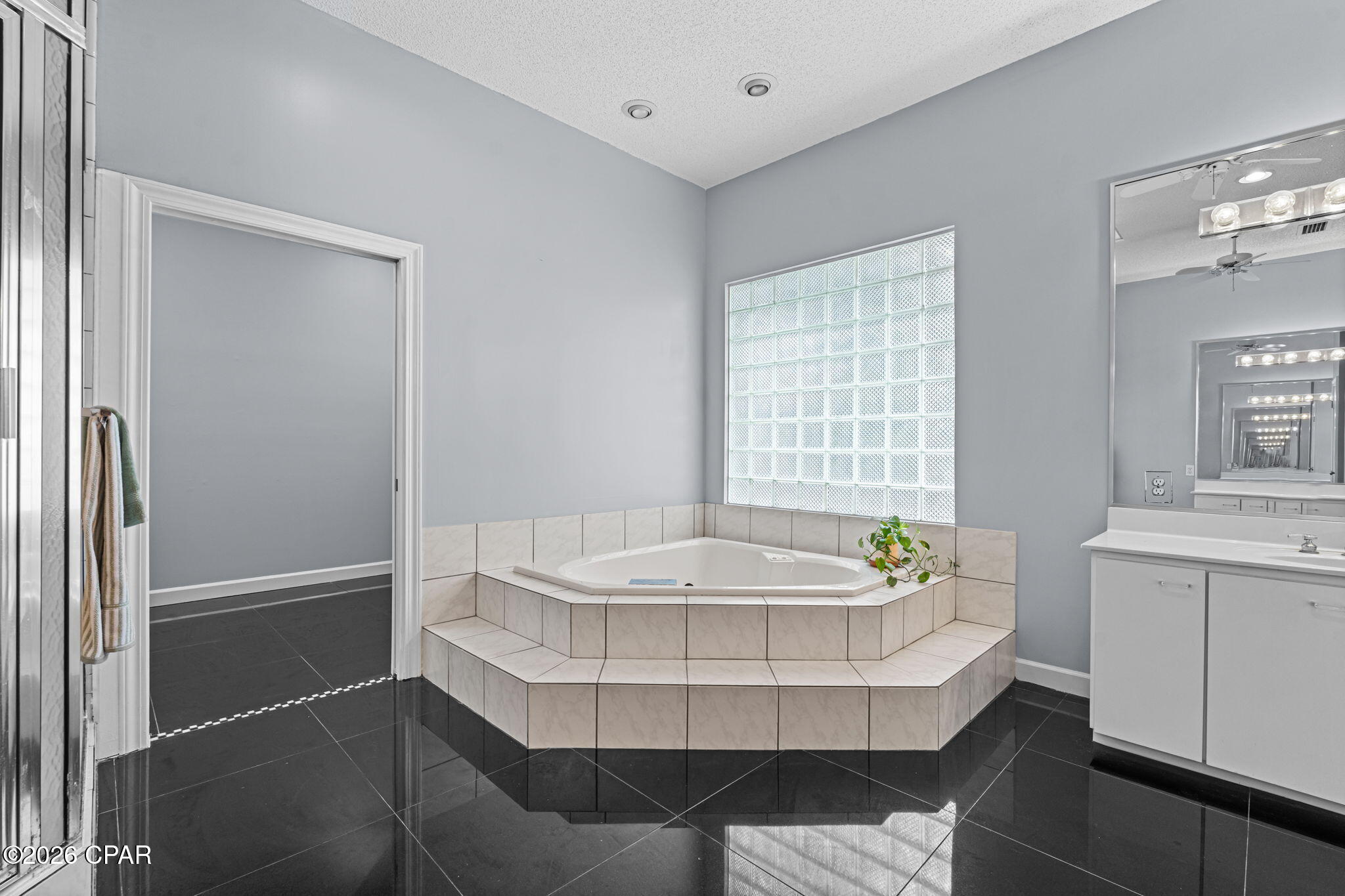 Kings Point 5th Add - Residential