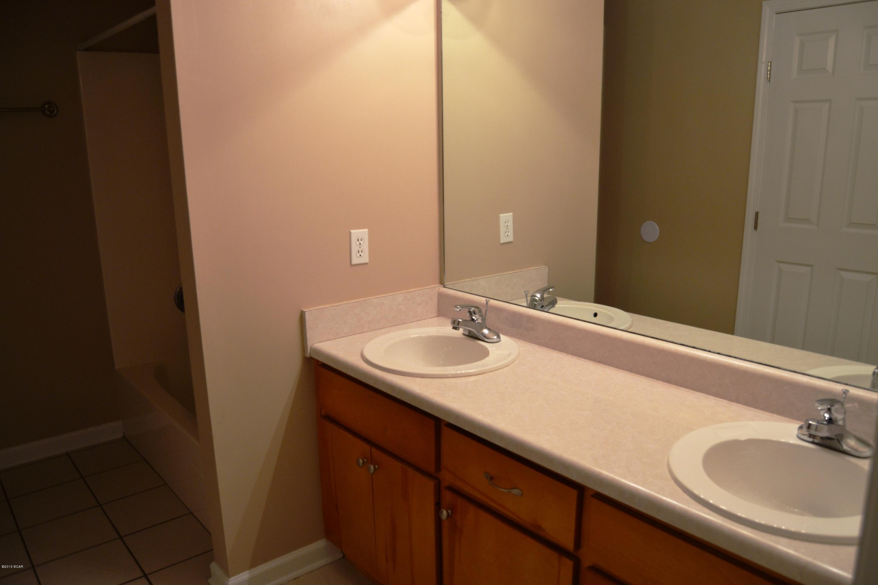 Lakeside Estates - Residential