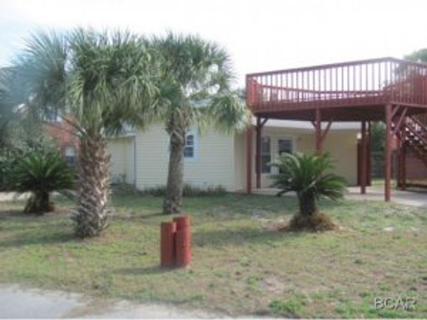 This is a 3BR 1.5 bath home located walking distance to the beach.The home features vaulted ceiiling, tile floors, open deck and fenced yard.Pets Negotiable!