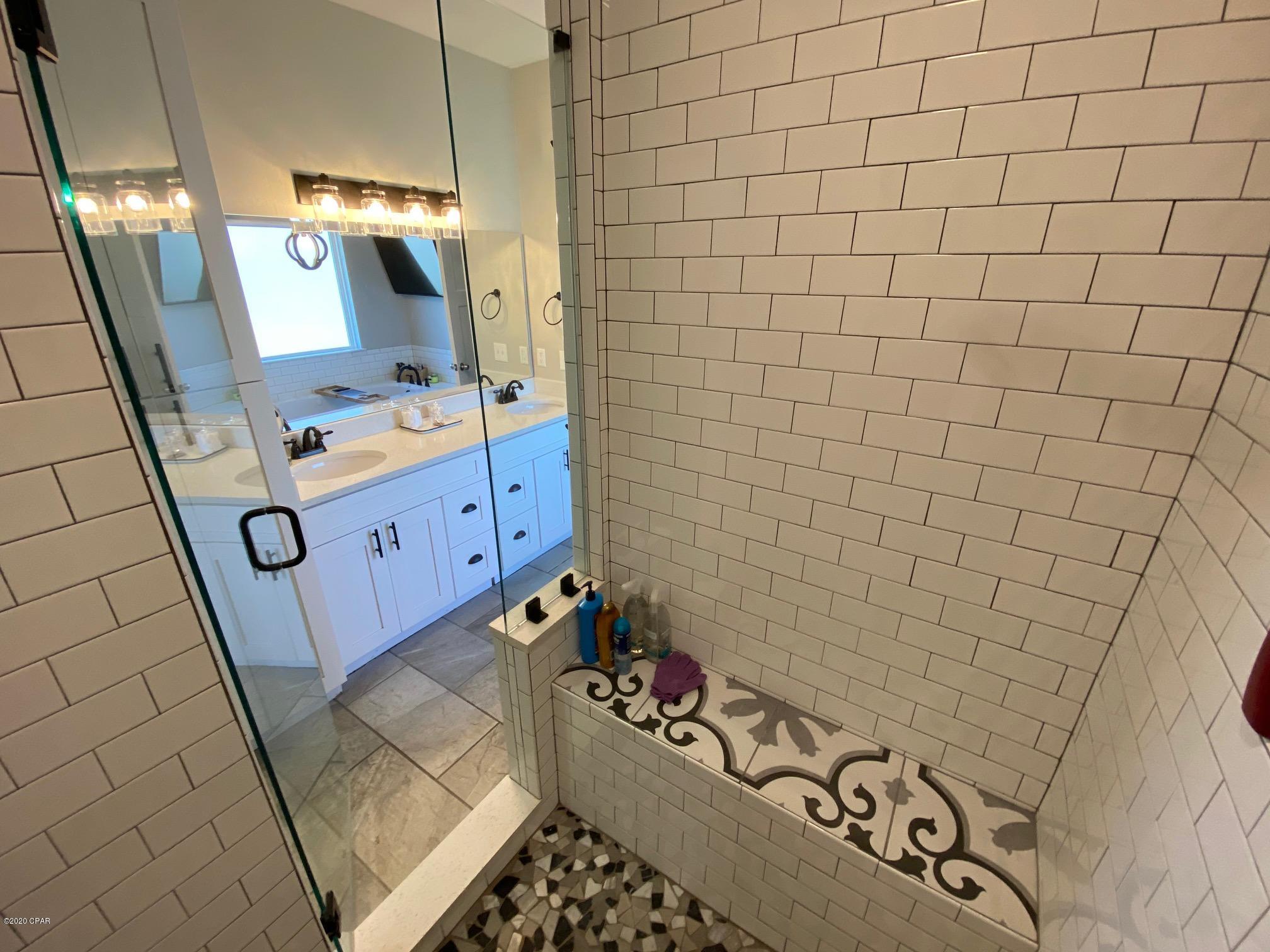 Laird Bayou - Residential