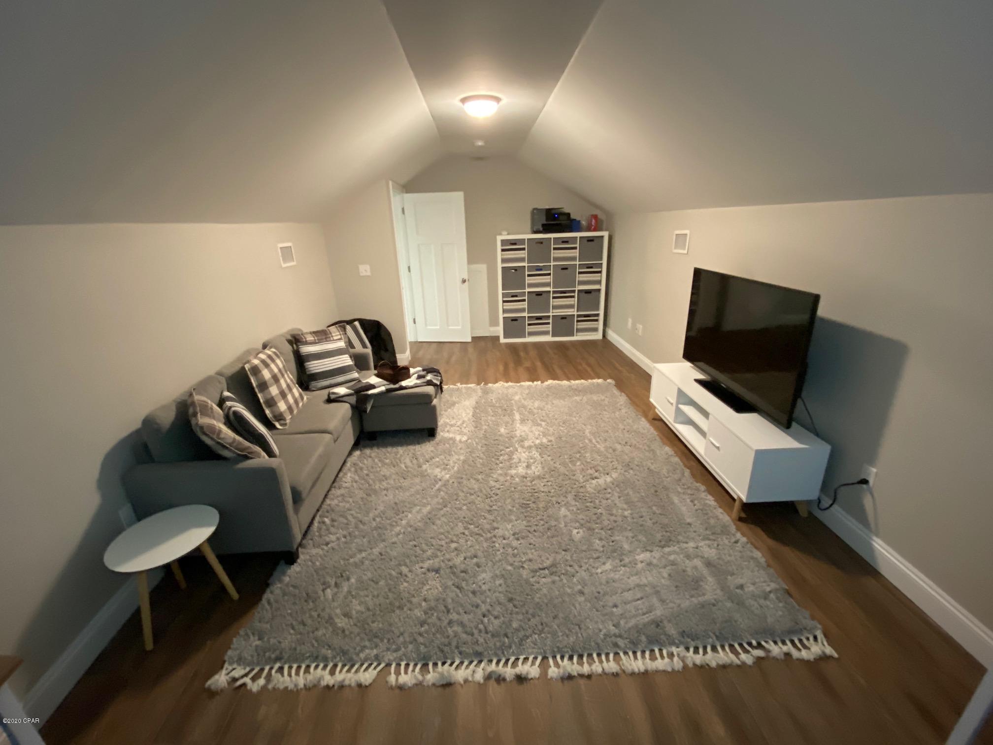 Laird Bayou - Residential