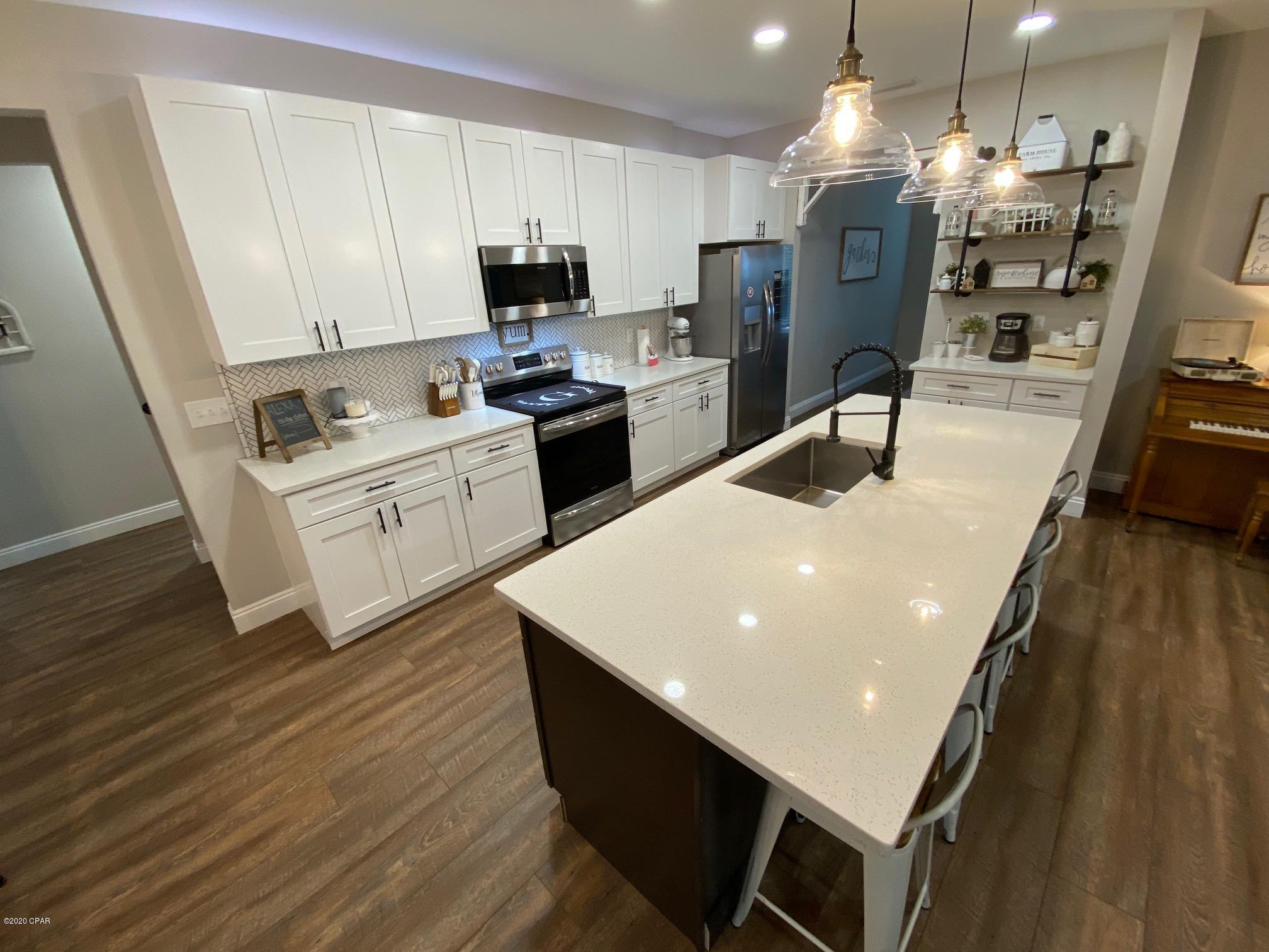 Laird Bayou - Residential