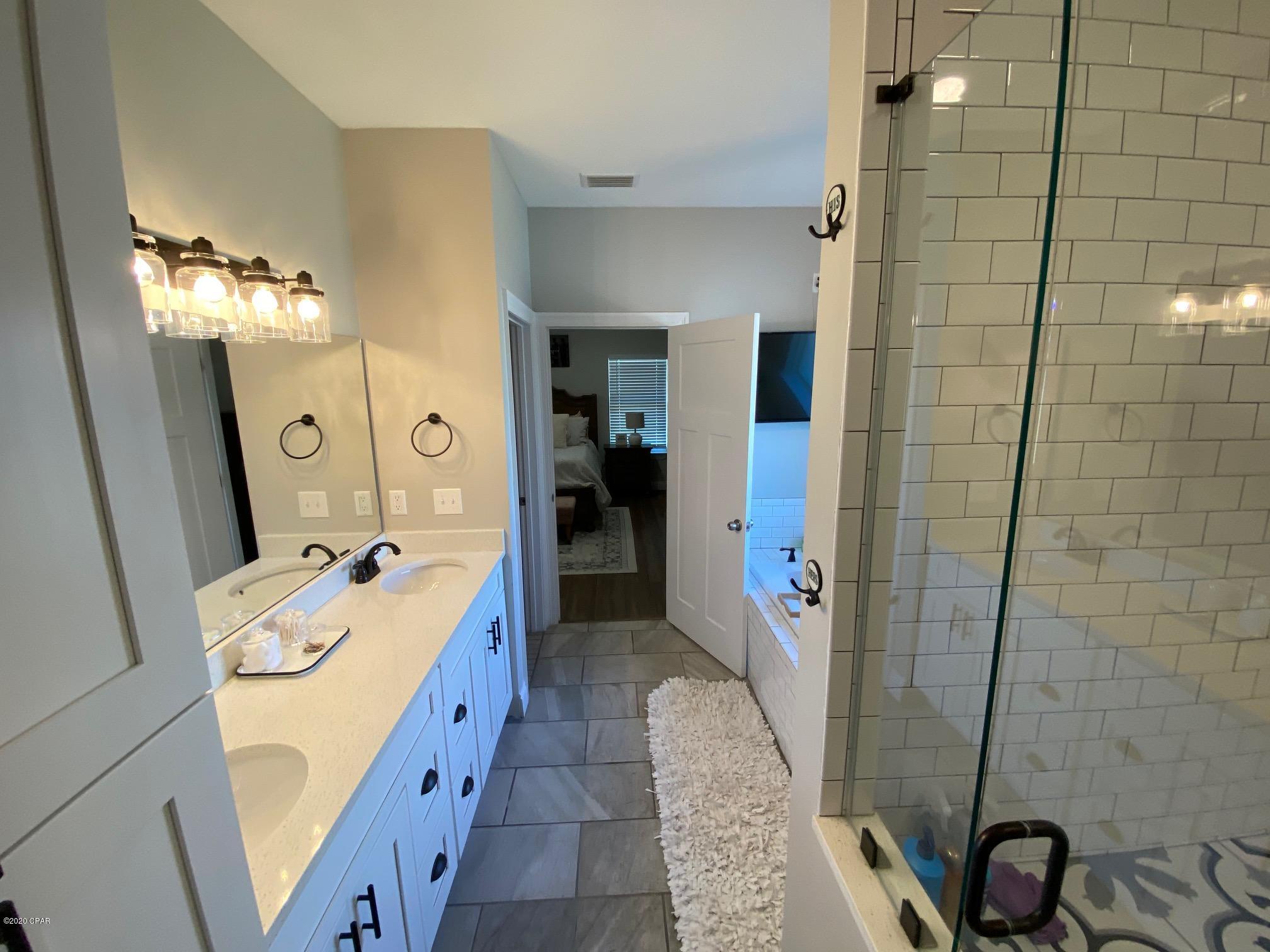 Laird Bayou - Residential