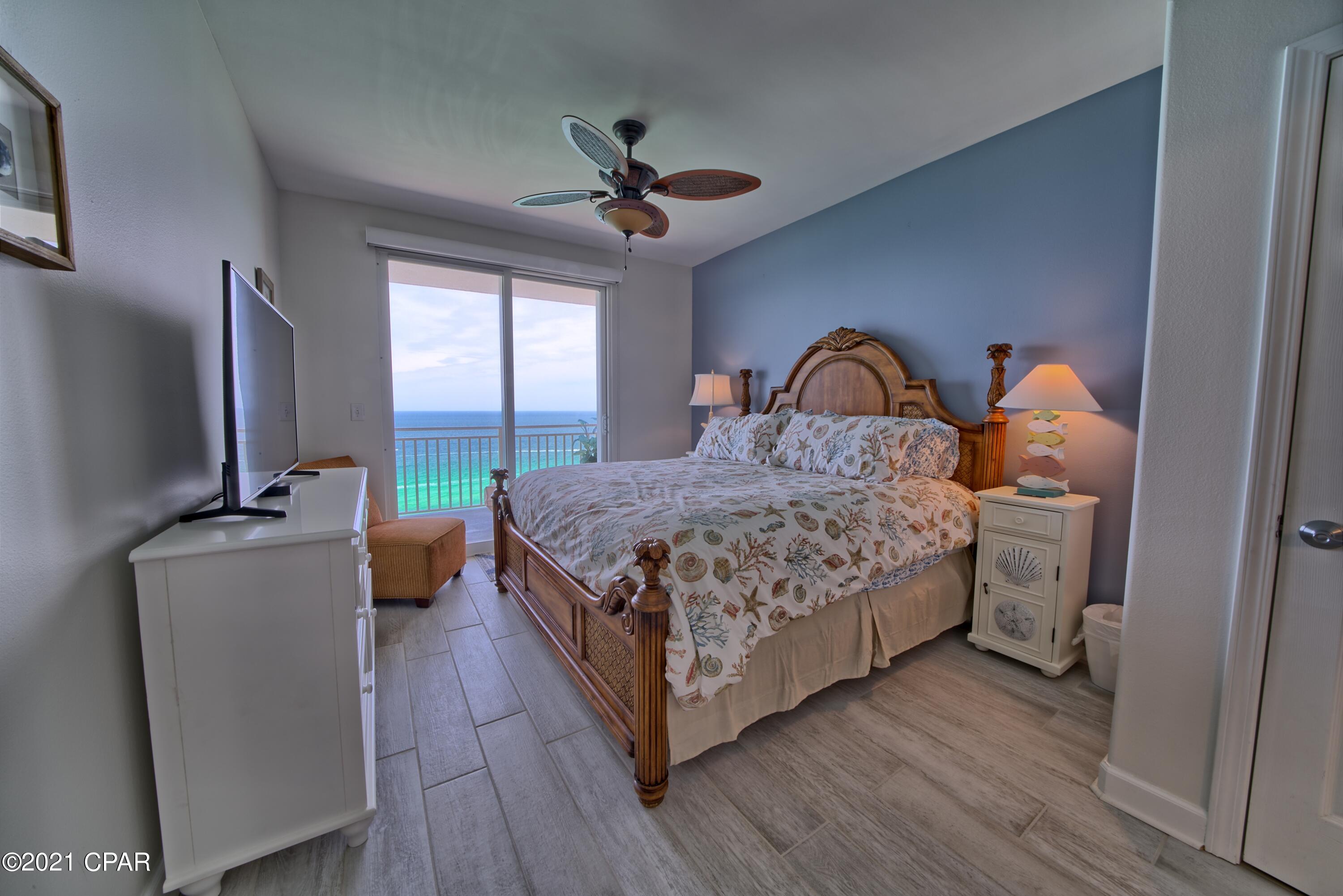 Splash Condo - Residential