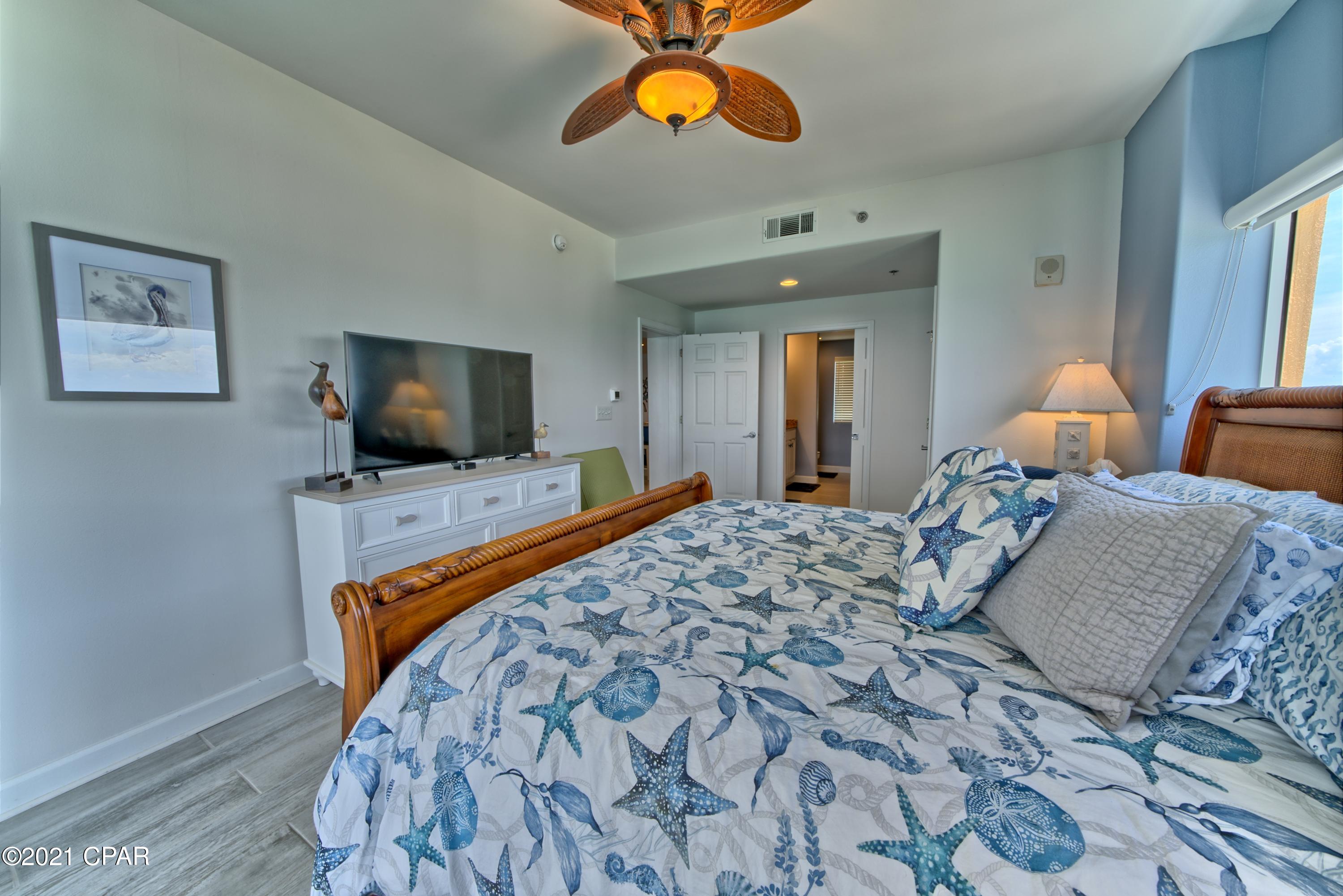 Splash Condo - Residential