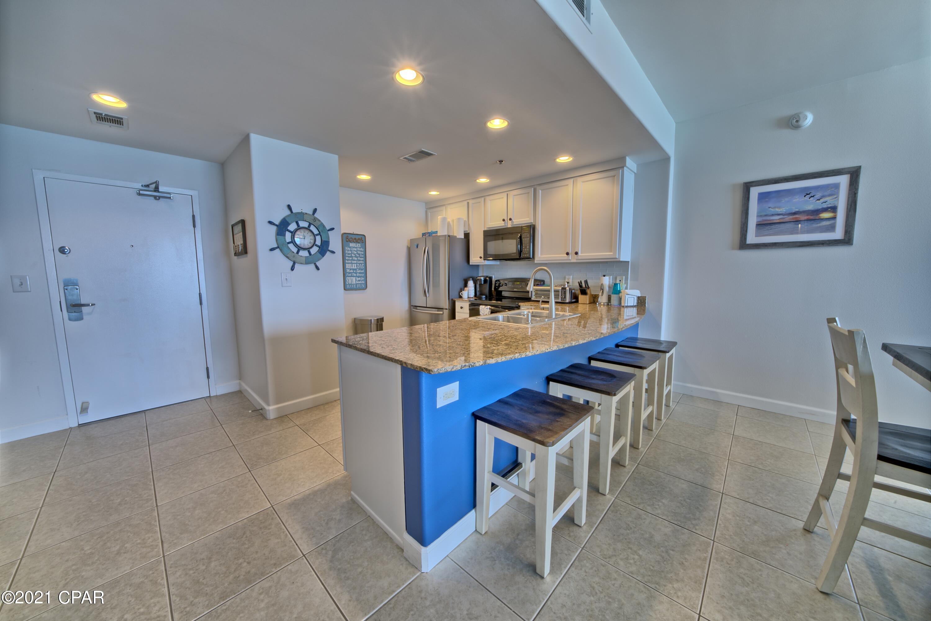 Splash Condo - Residential