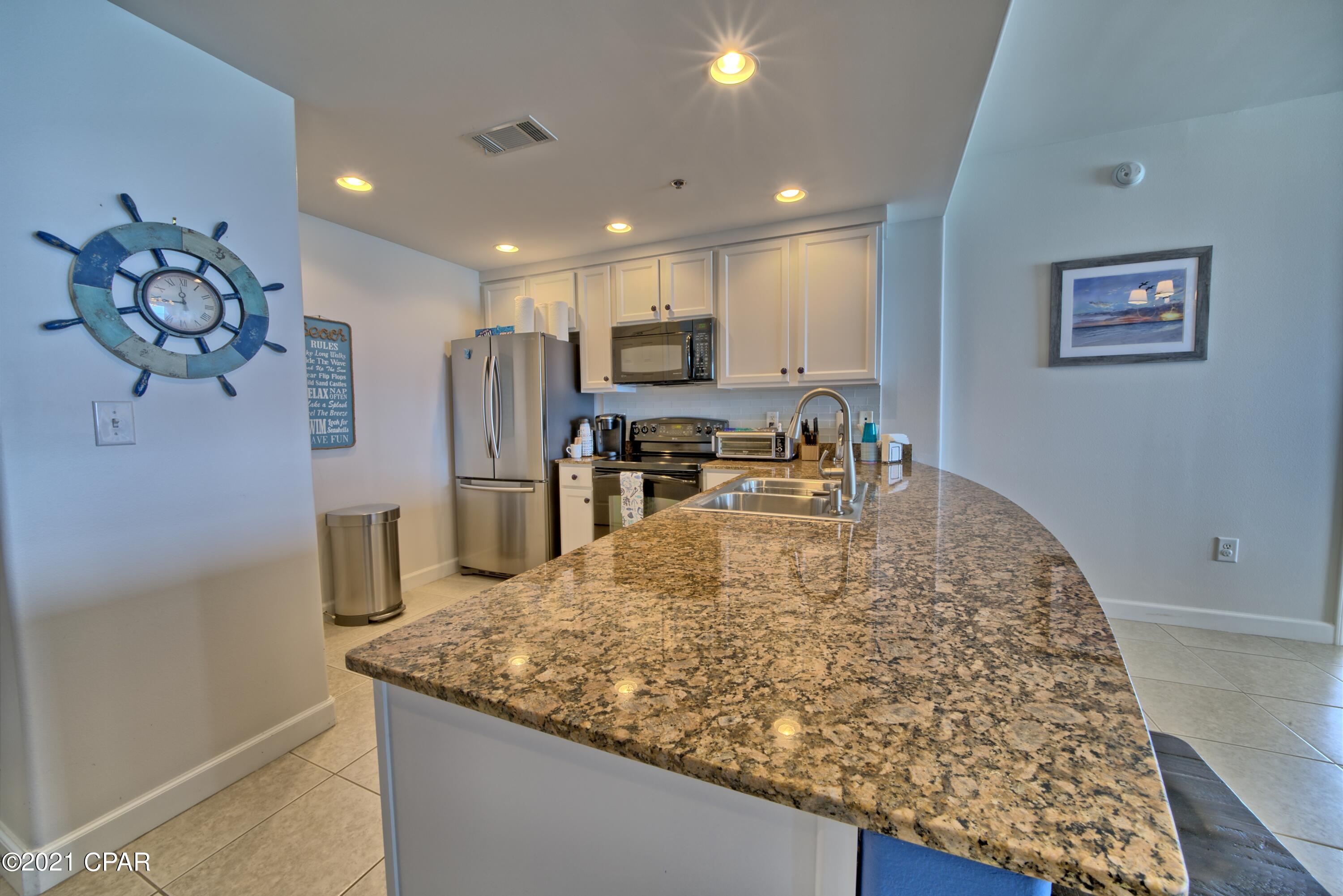 Splash Condo - Residential