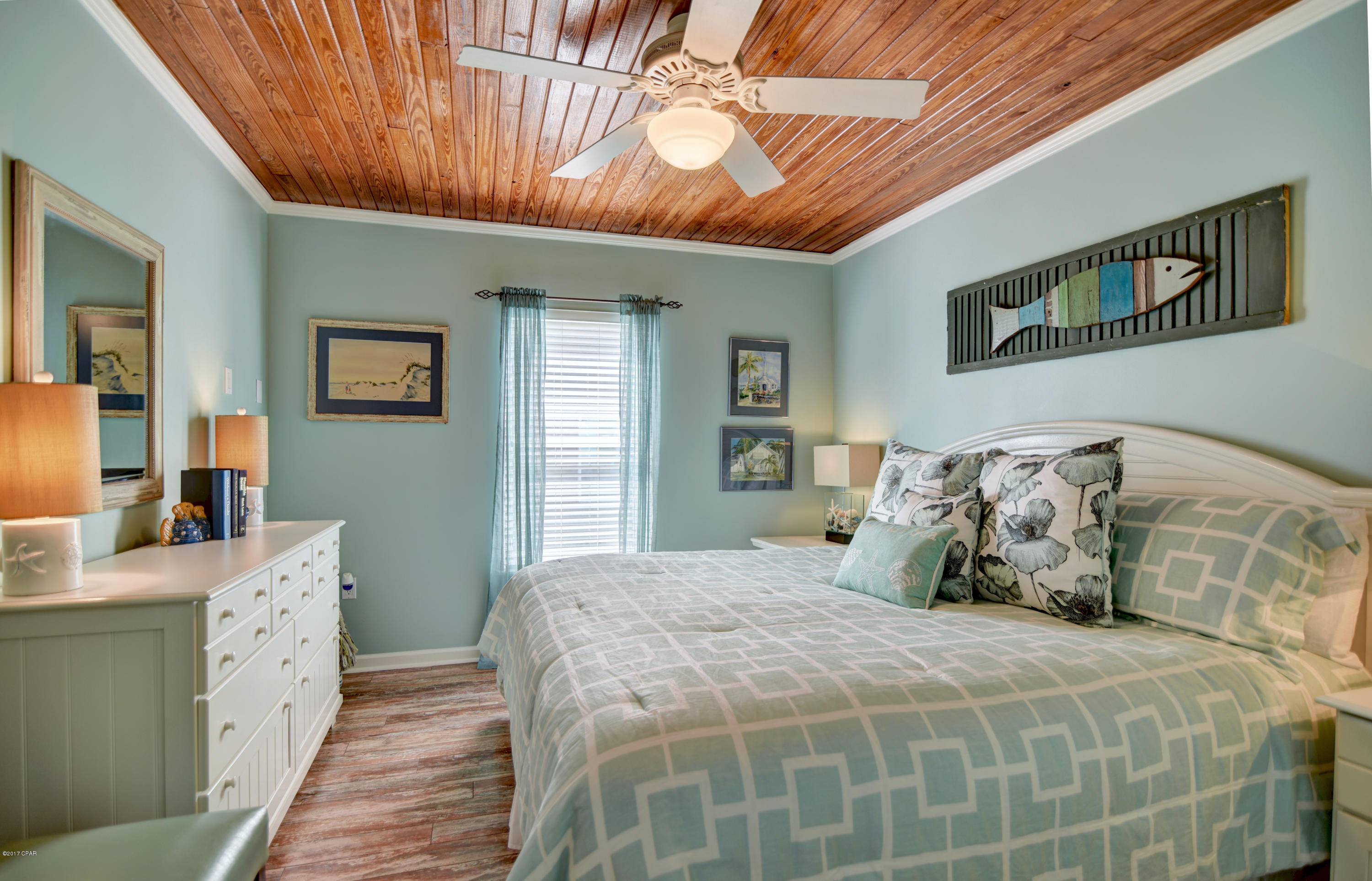 Santa Monica Beach - Residential