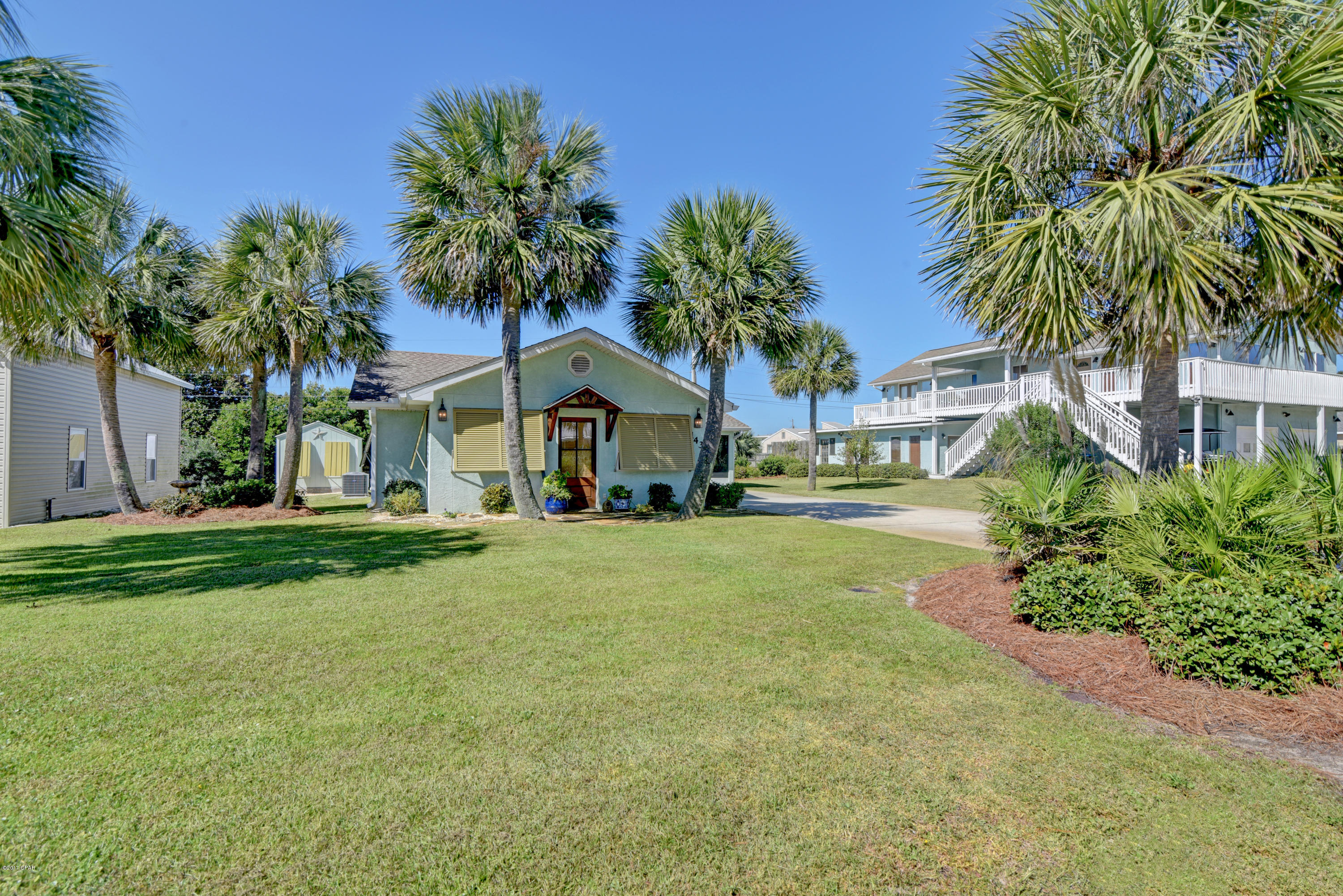 Santa Monica Beach - Residential