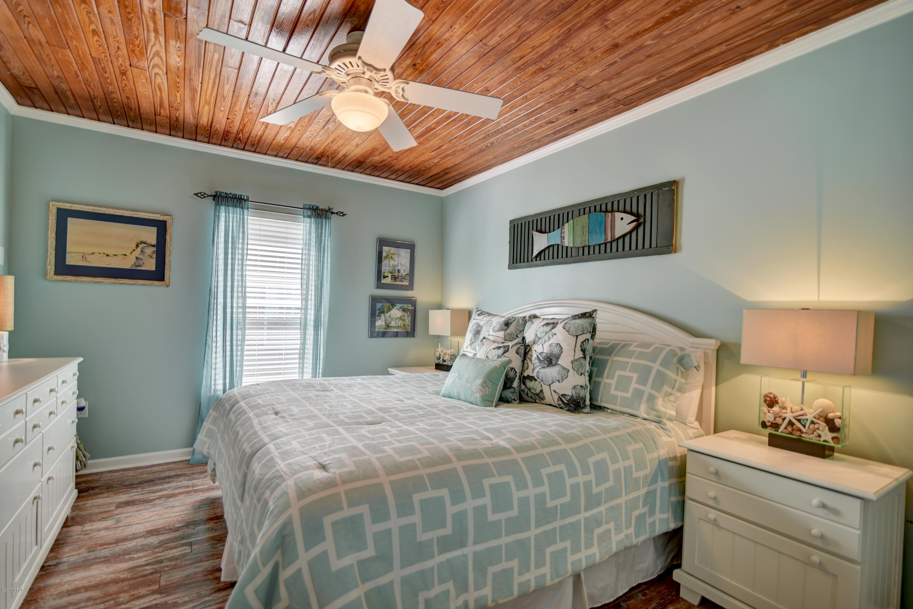 Santa Monica Beach - Residential