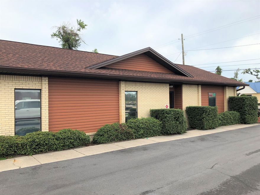 Prime office space ready for immediate occupancy.  This building is centrally located just north of the intersection of 23rd Street and Frankford Avenue.  This includes; 4 large private offices, conference room, break-room/kitchen, and large reception area which could serve as an open office space or waiting room.  Property would be  ideal for professional services and has excellent parking. This is a ''modified-gross'' lease + state sales taxes, so the monthly rent includes:  real estate taxes, building insurance and common area maintenance. The tenant pays for their own utilities, telecommunications, and maintenance of the interior. Zoned General Commercial (GC-2) - Panama City.