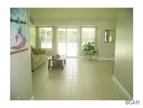 Premier Estates Ph 1 - Residential Lease