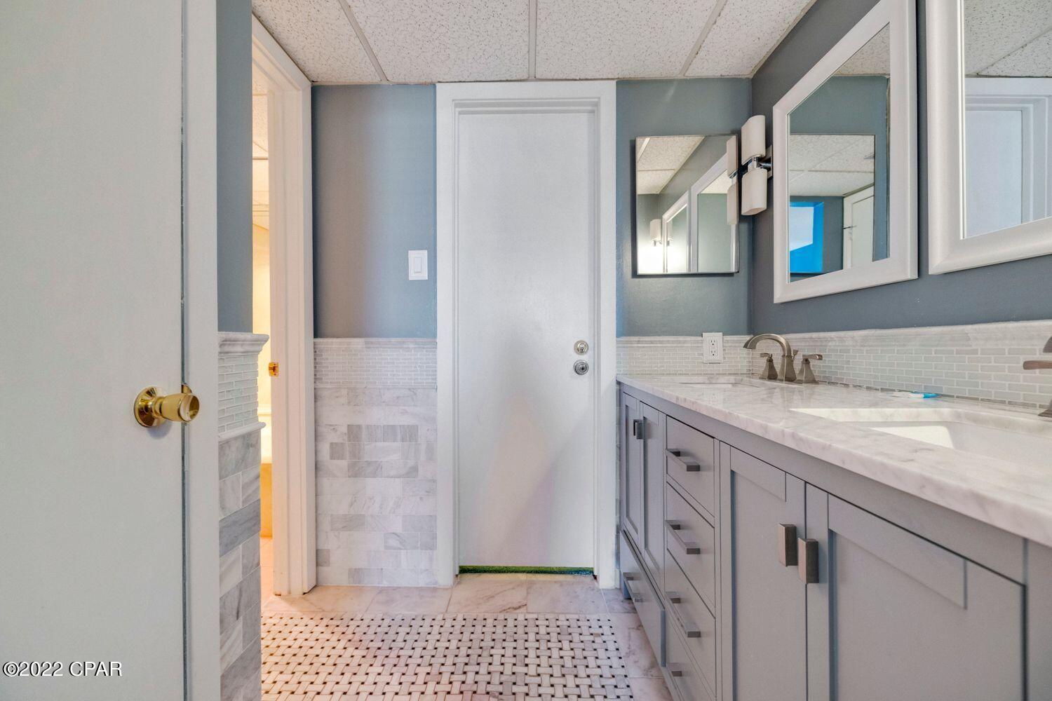 Leeward/Windward Condo - Residential