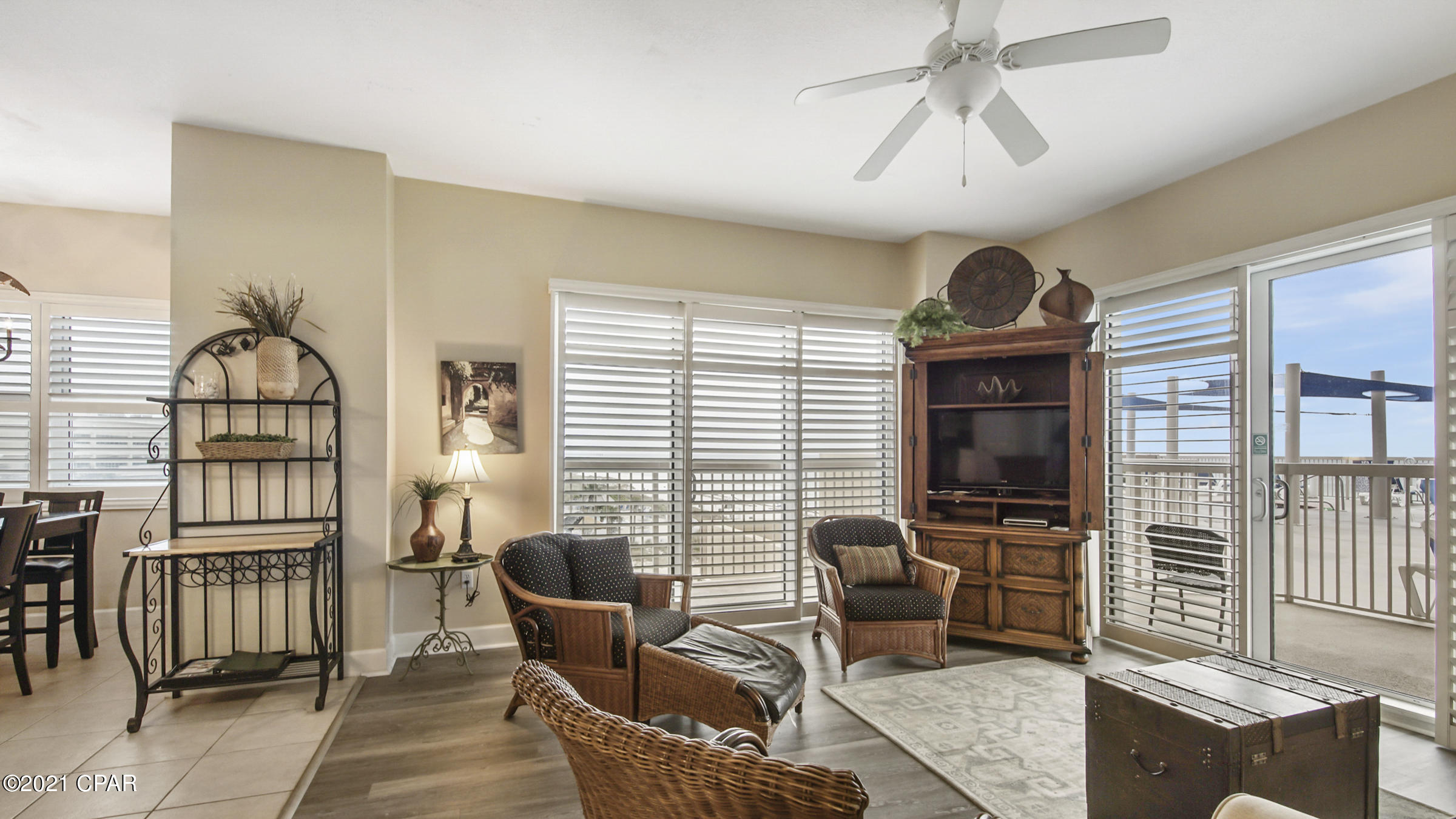 Sunrise Beach - Residential