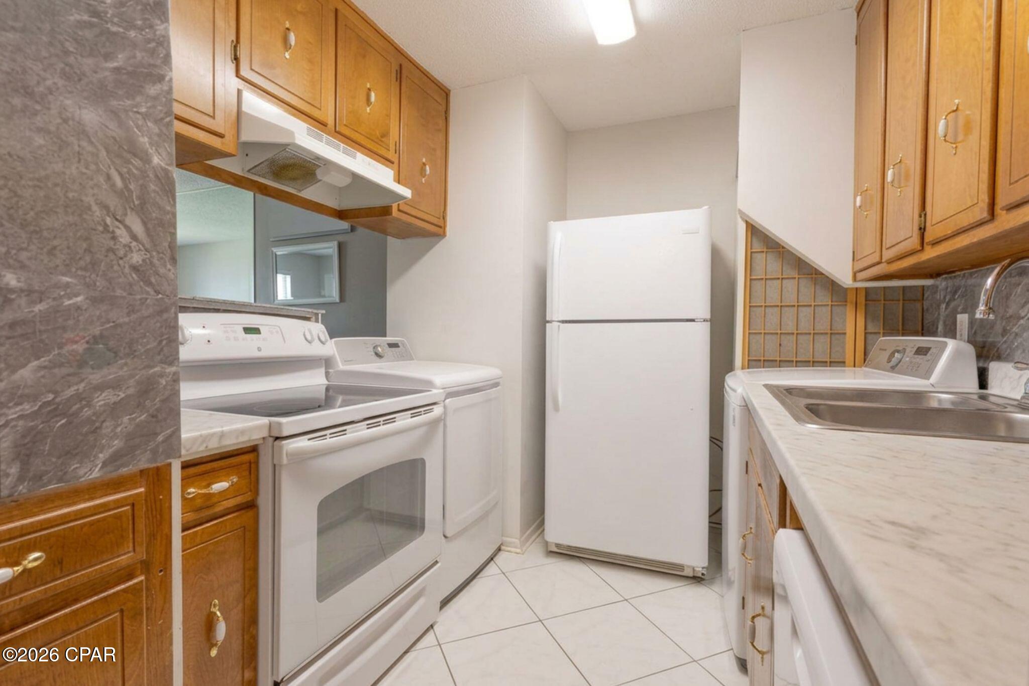 Sun Harbor Condo - Residential