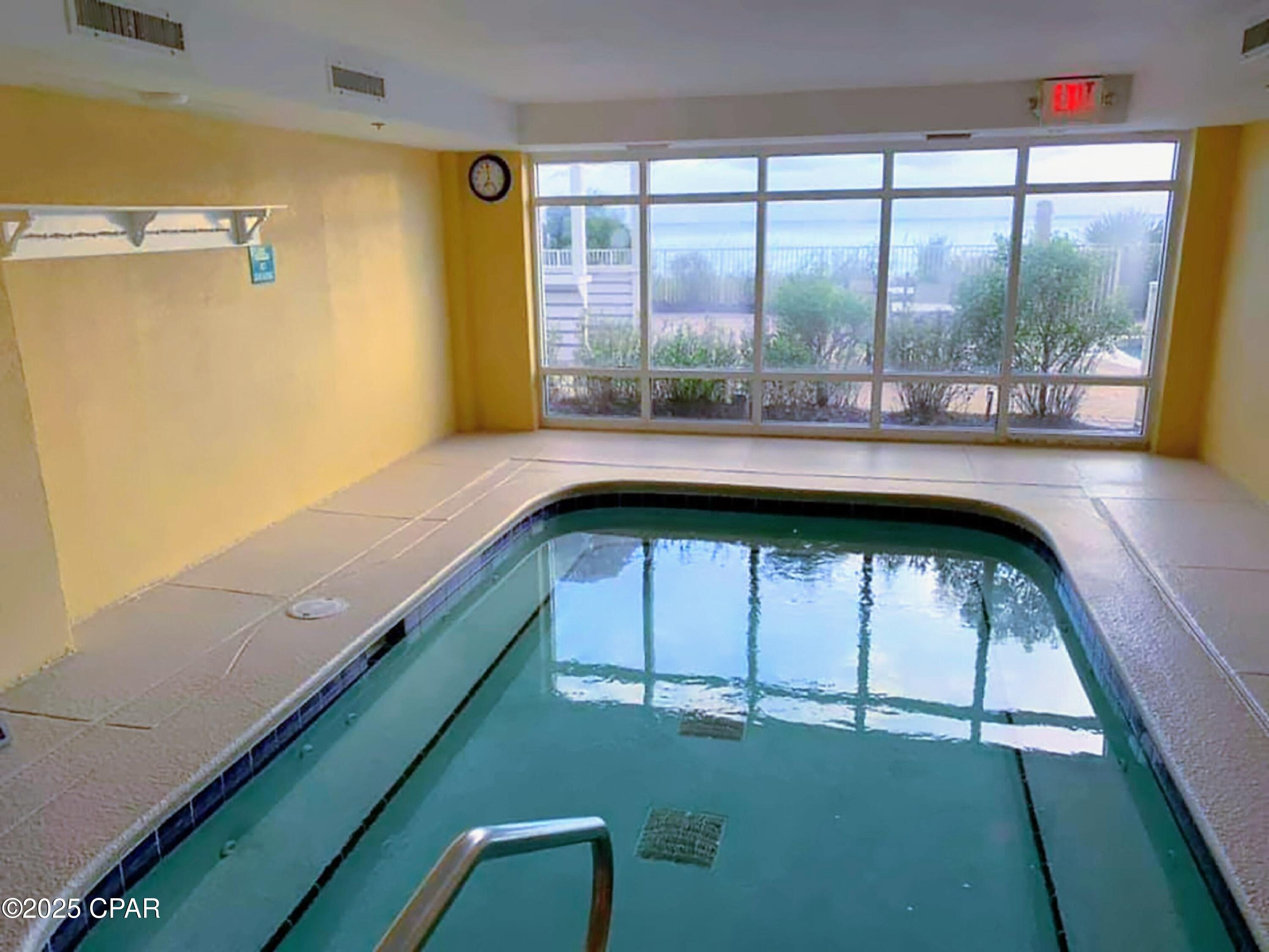 Twin Palms Resort - Residential