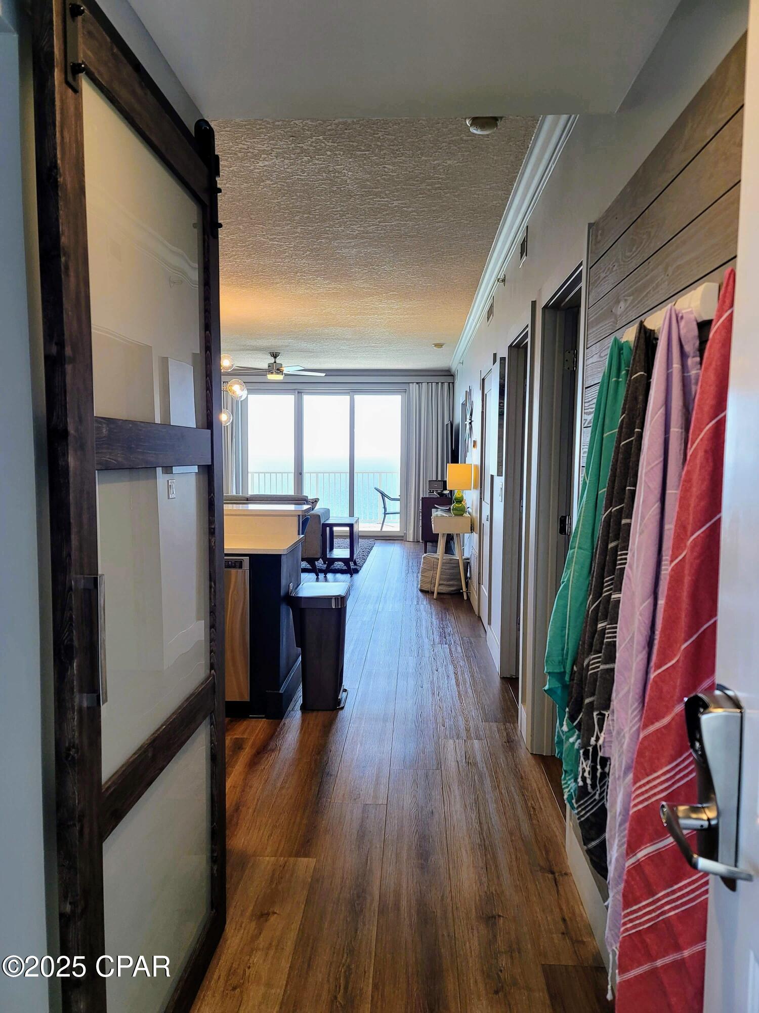 Twin Palms Resort - Residential