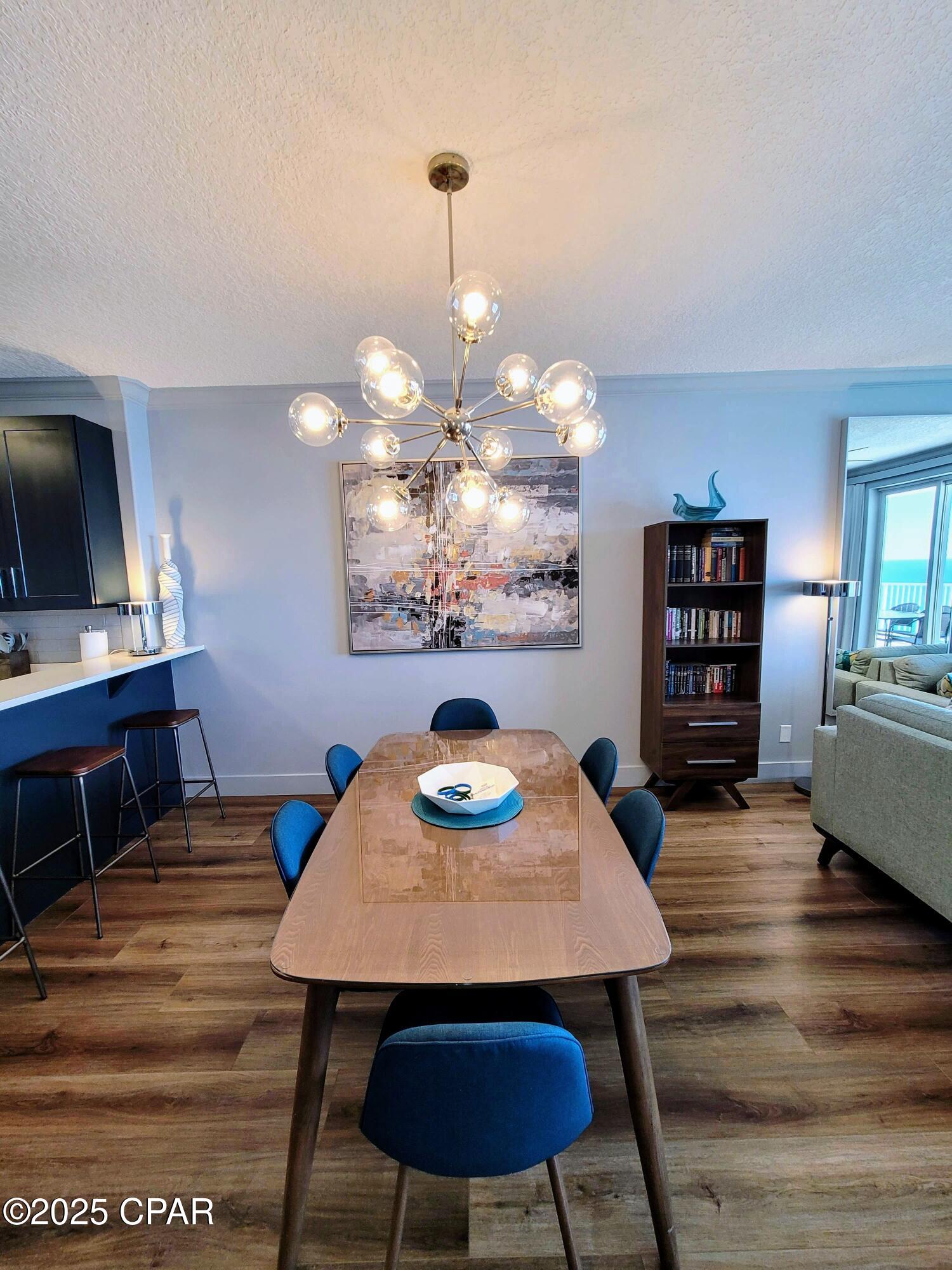 Twin Palms Resort - Residential