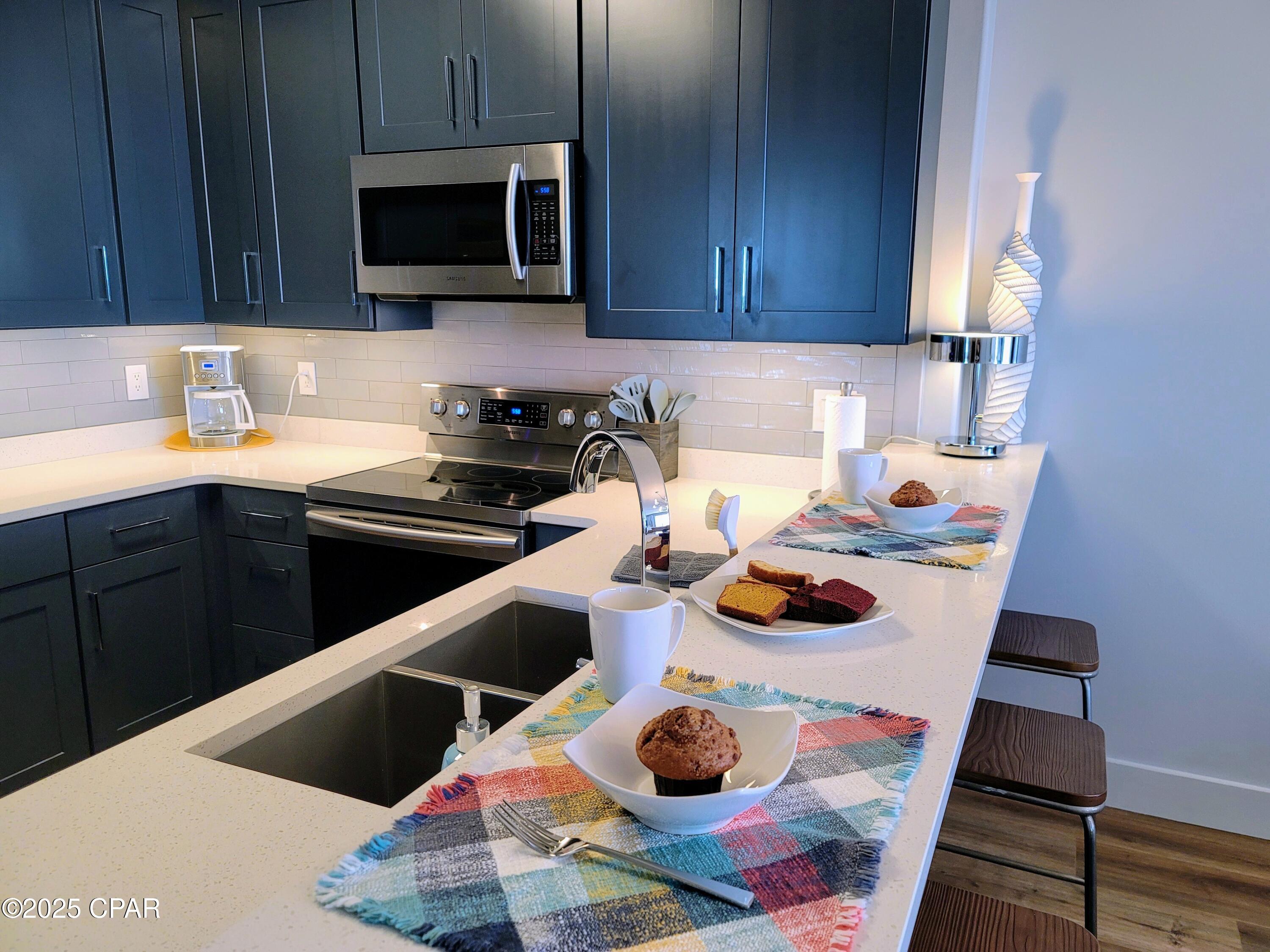 Twin Palms Resort - Residential