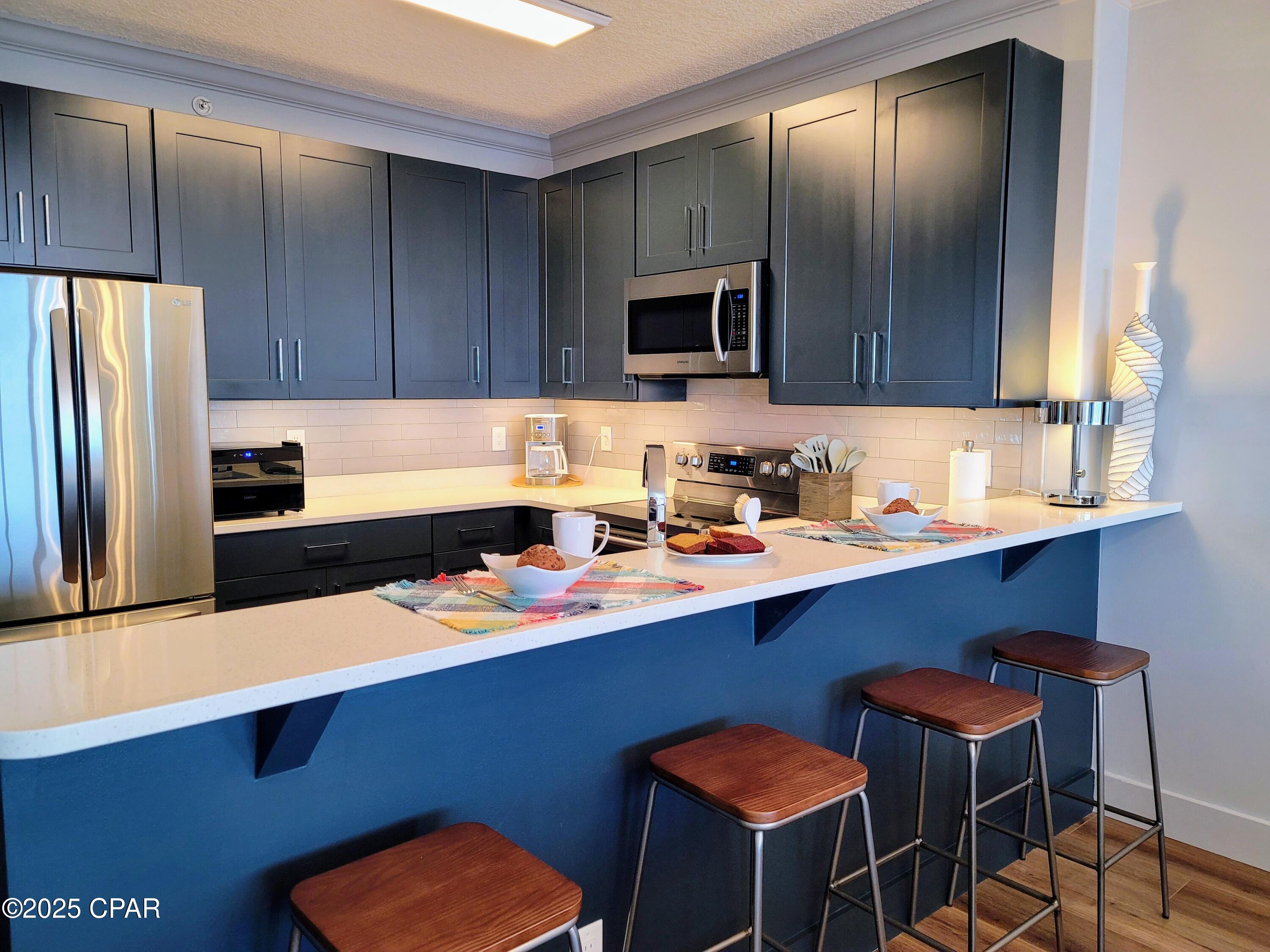 Twin Palms Resort - Residential