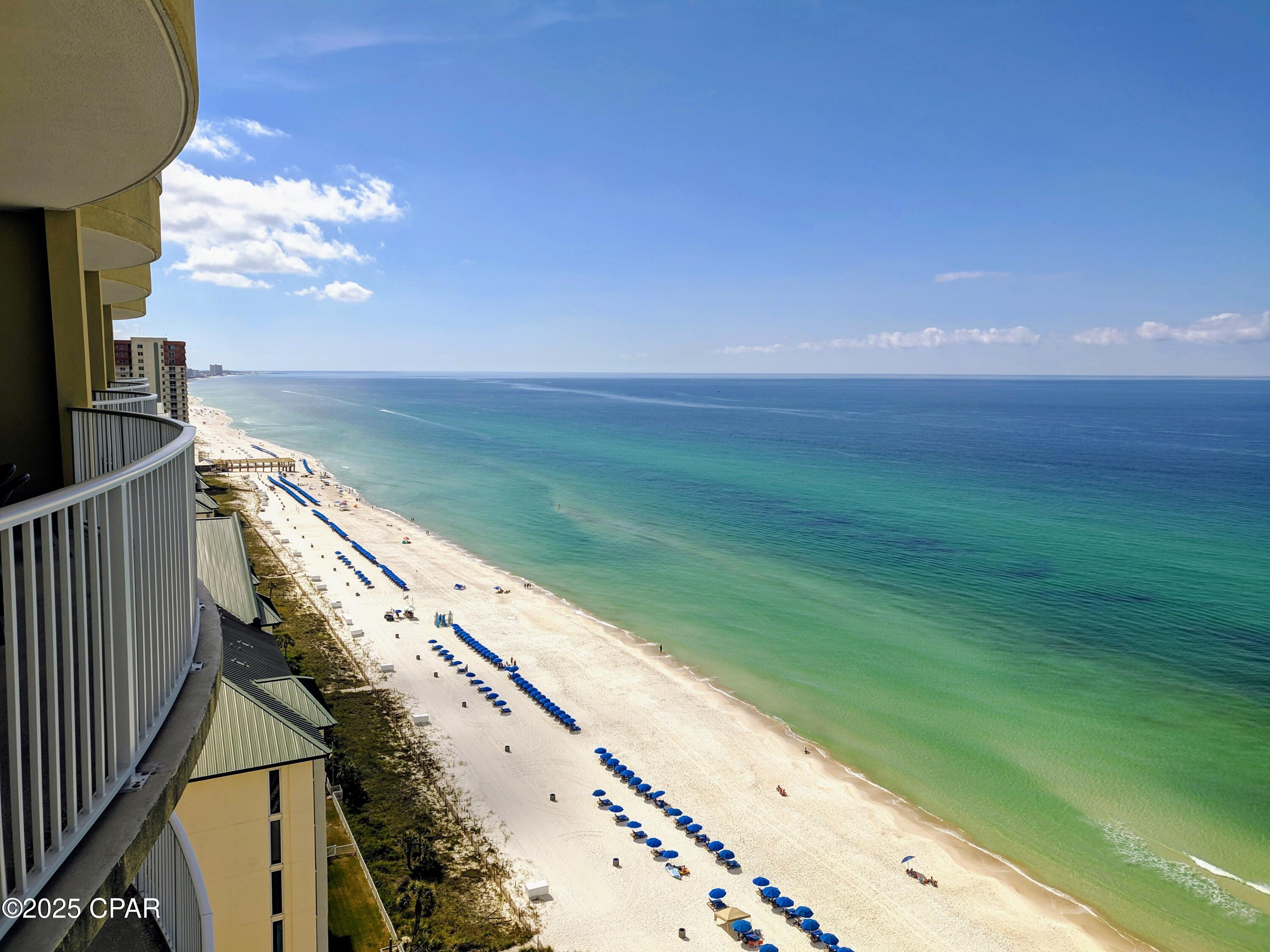 Twin Palms Resort - Residential