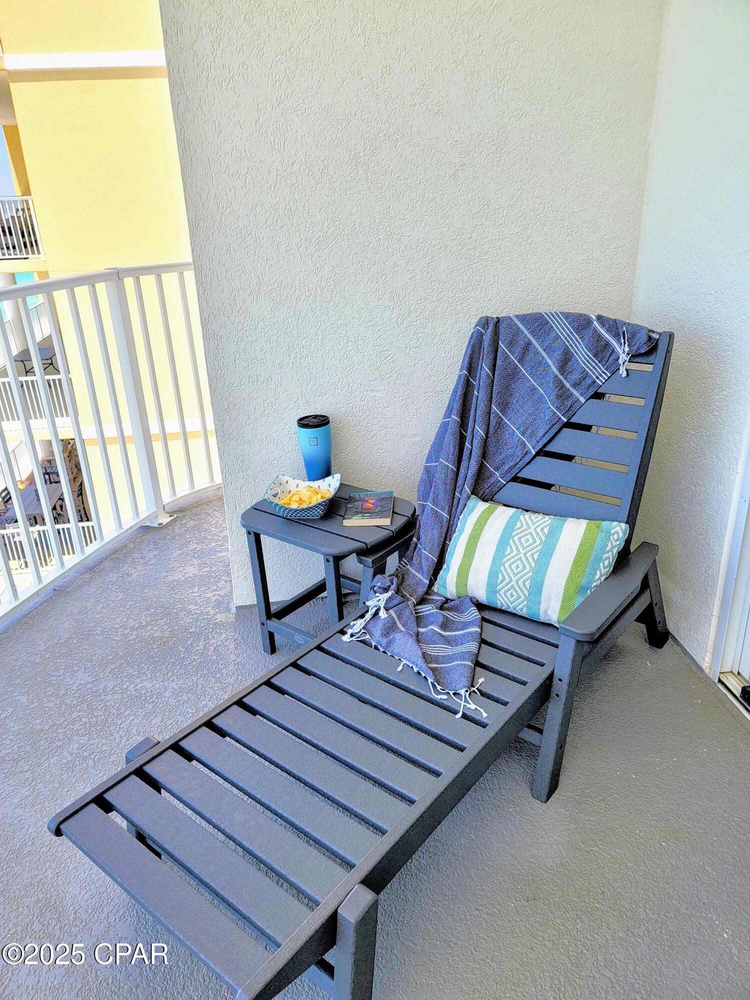 Twin Palms Resort - Residential