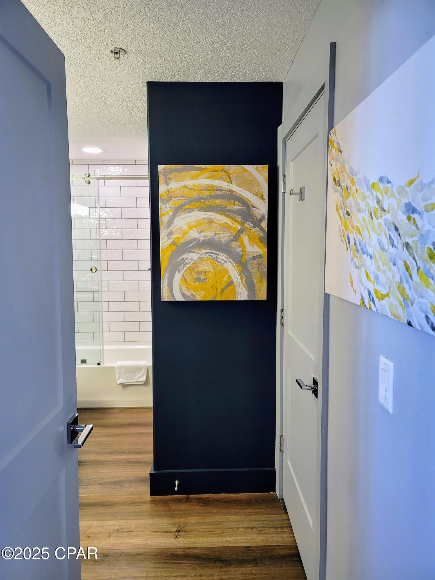 Twin Palms Resort - Residential