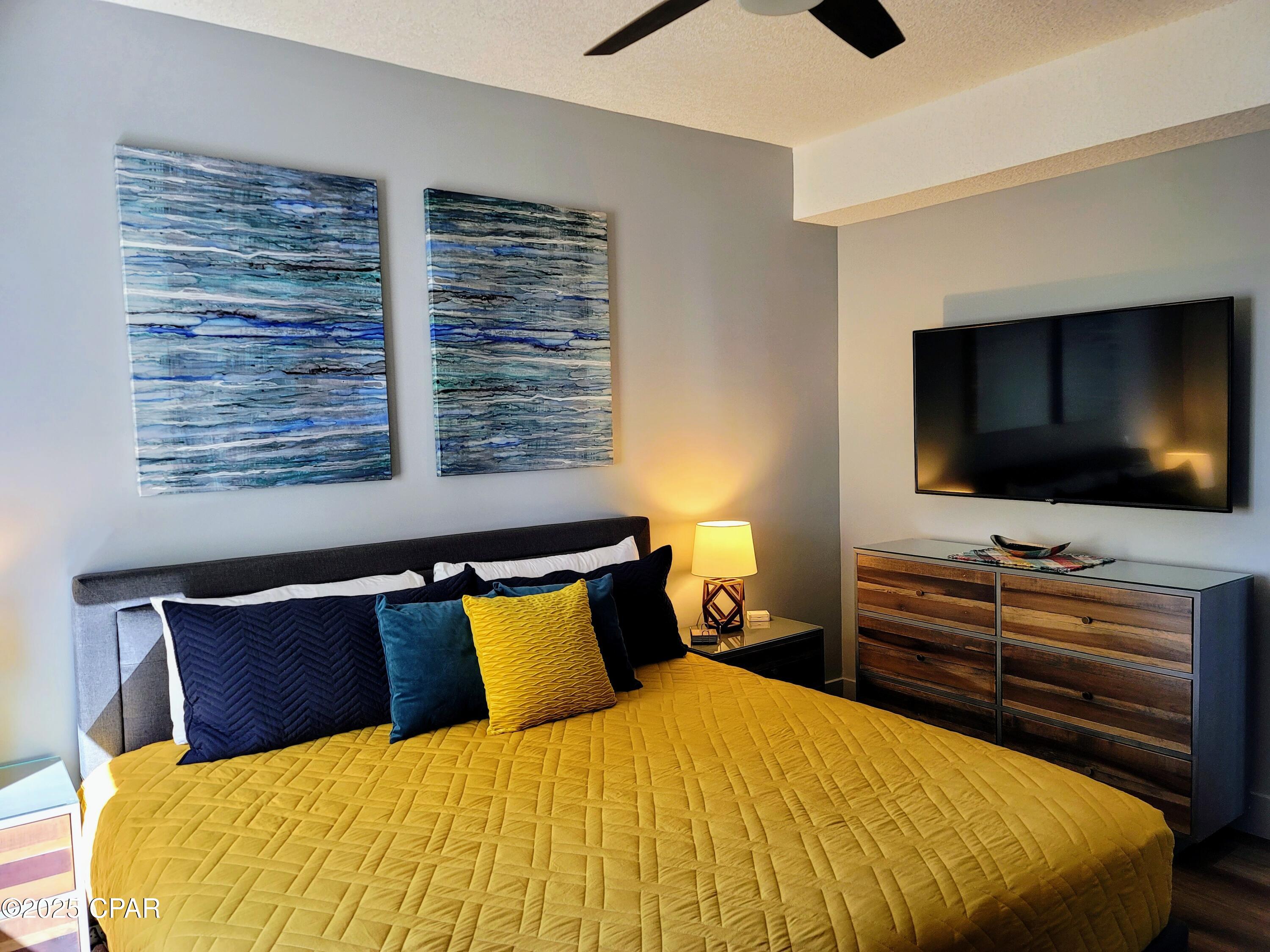 Twin Palms Resort - Residential