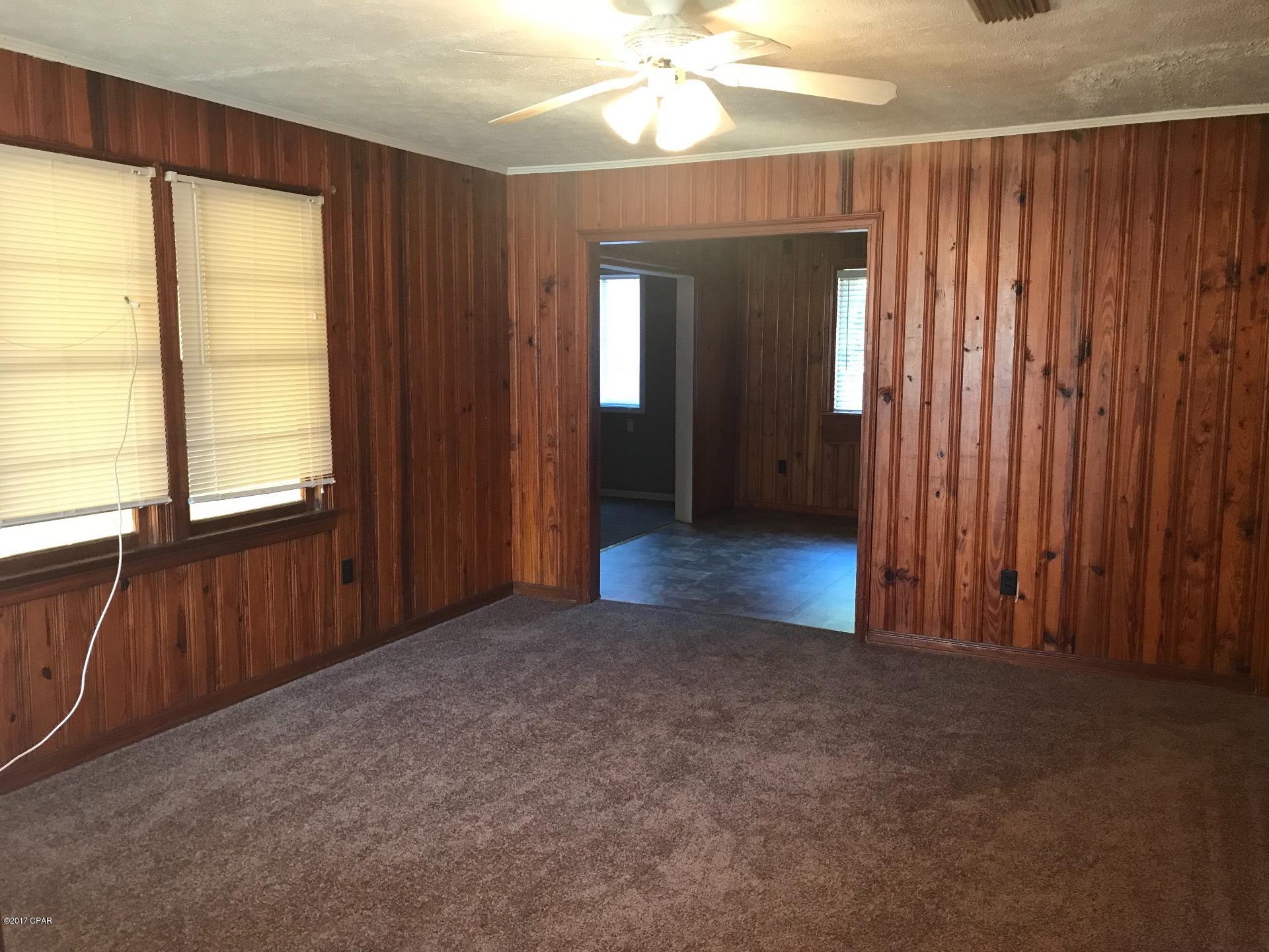 [No Recorded Subdiv] - Residential Lease