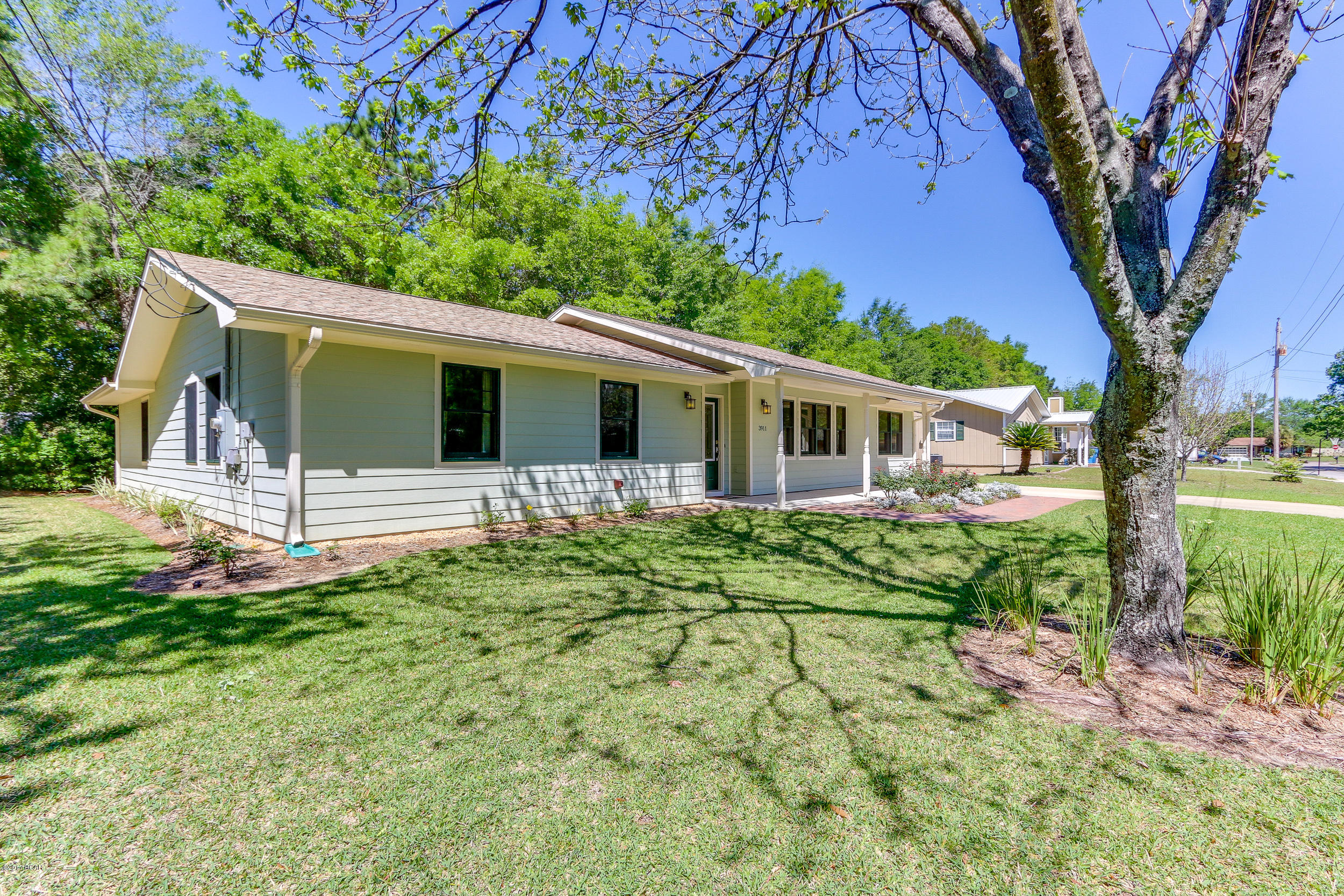 Venetian Villa 1st Add Replat - Residential