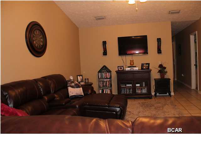 Pine Forest Est Ph 5 - Residential