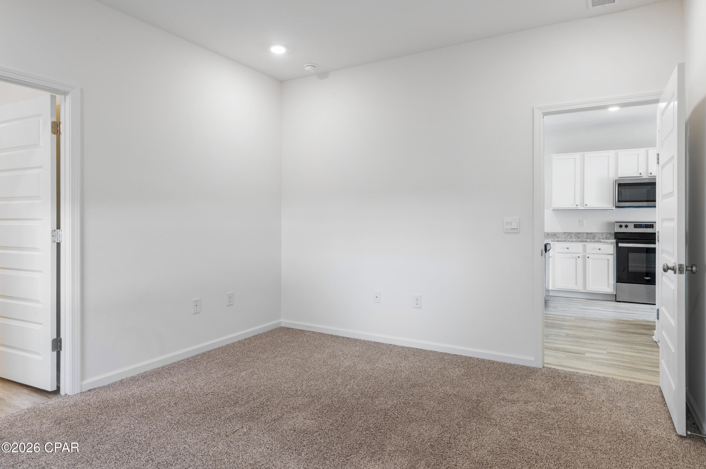 [No Recorded Subdiv] - Residential Lease