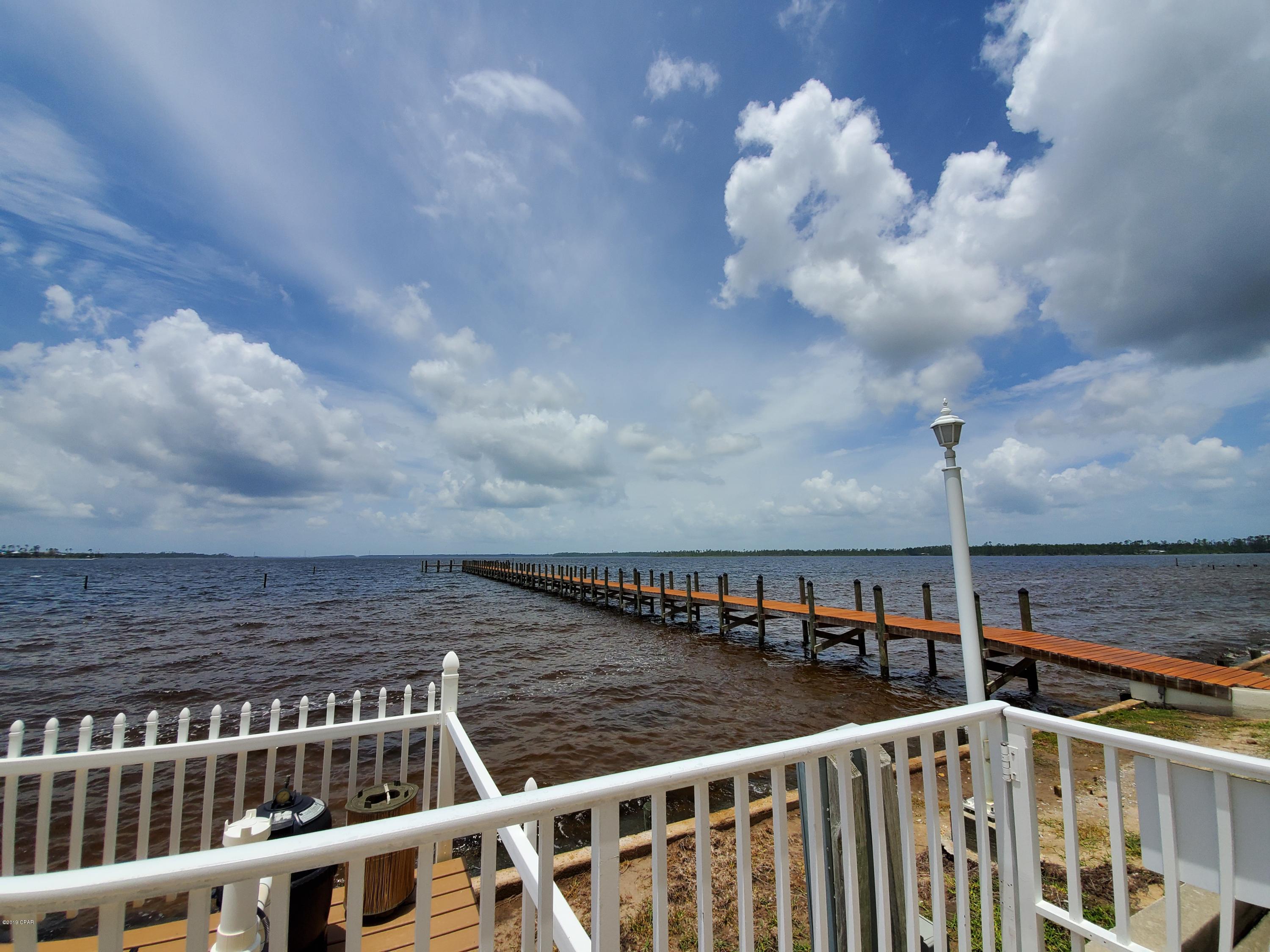 Marina Bay Condo - Residential