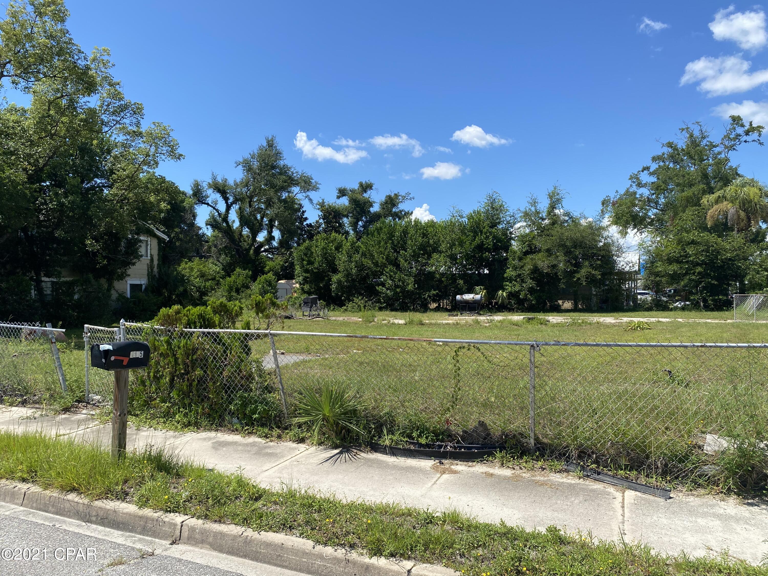 [No Recorded Subdiv] - Land