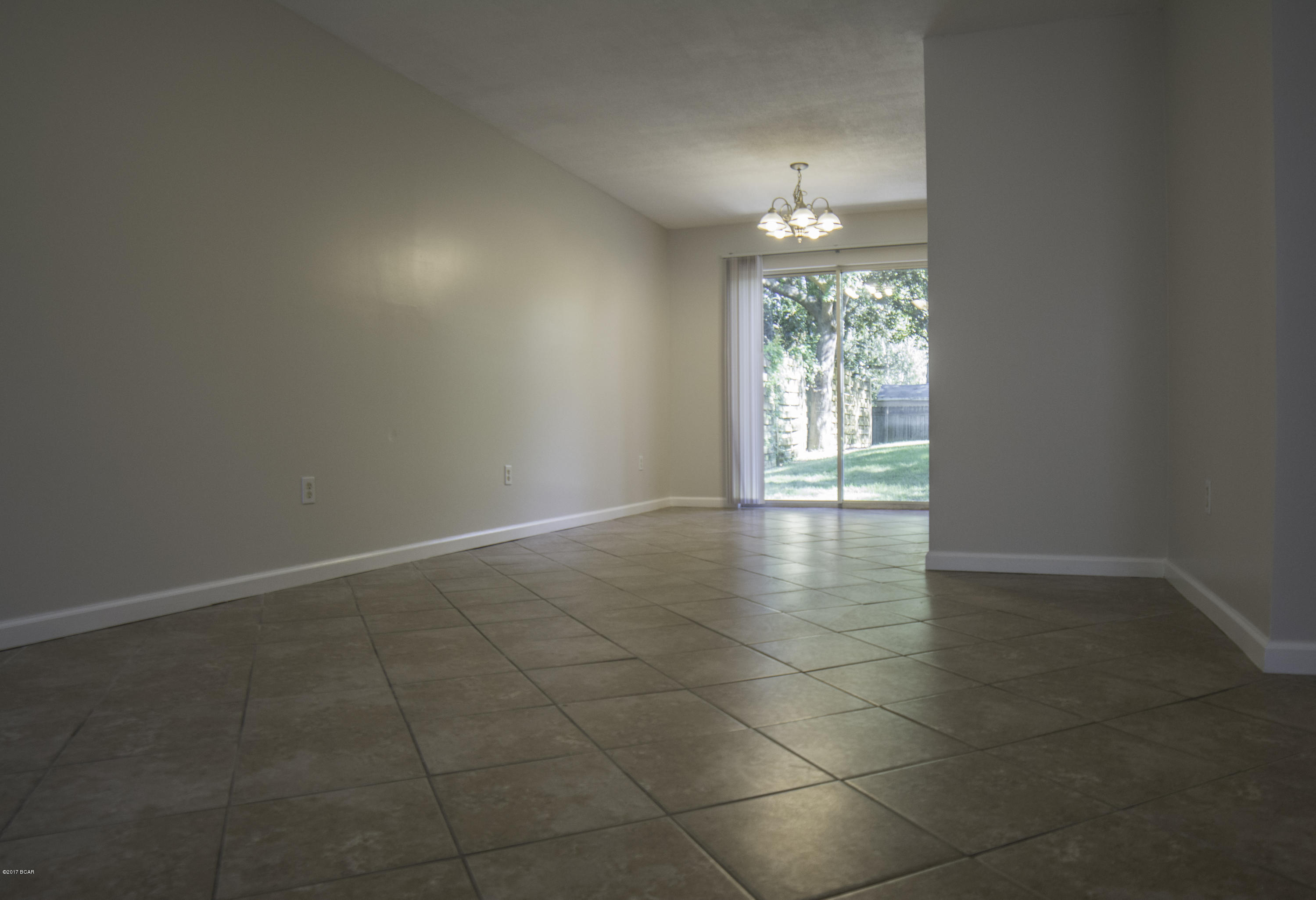 Magnolia Beach 1st Add - Residential Lease